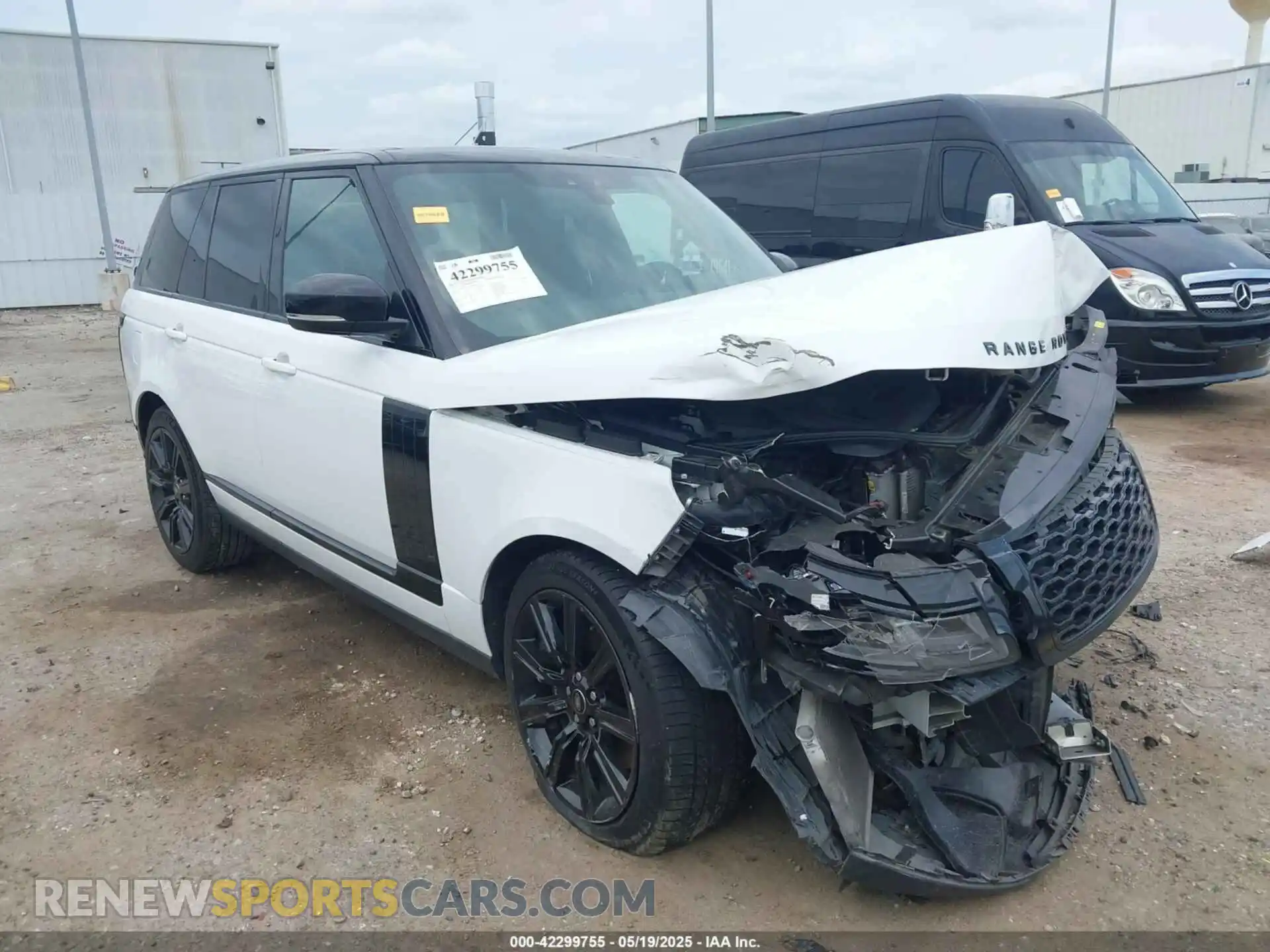 1 Photograph of a damaged car SALGS2RU9MA444674 LAND ROVER RANGE ROVER 2021