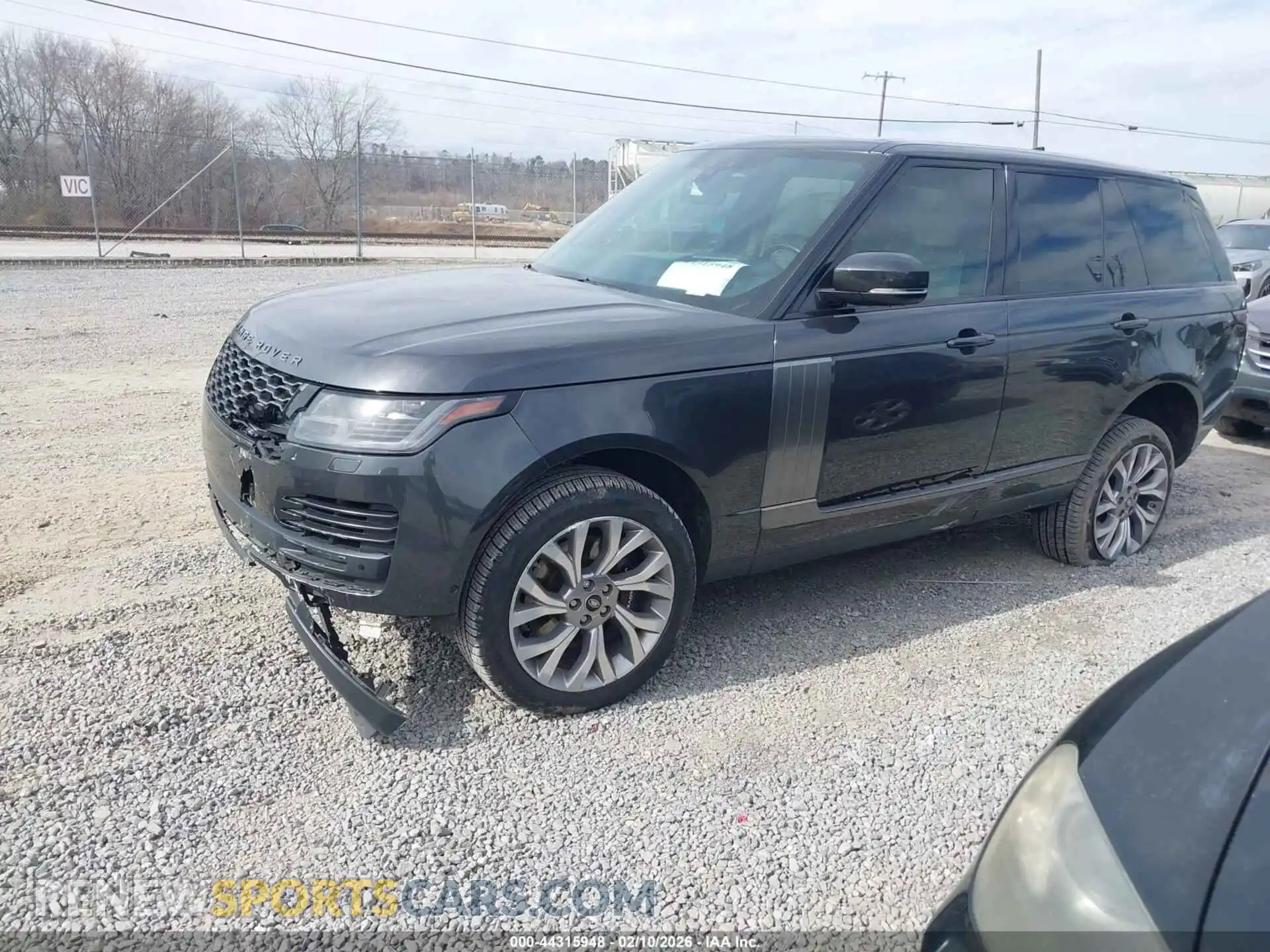 2 Photograph of a damaged car SALGS2SE8MA425942 LAND ROVER RANGE ROVER 2021