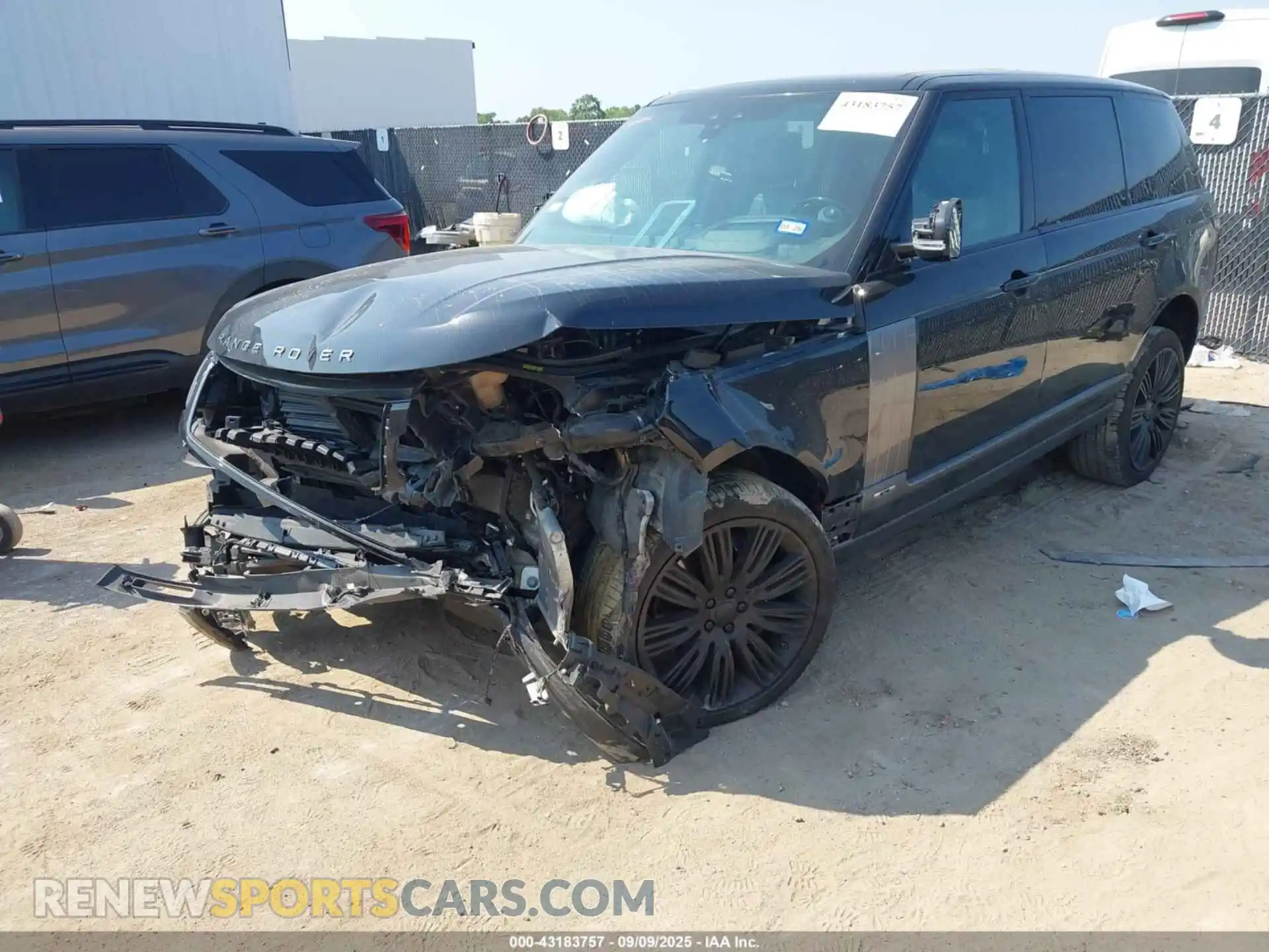 2 Photograph of a damaged car SALGS5SE7MA430924 LAND ROVER RANGE ROVER 2021
