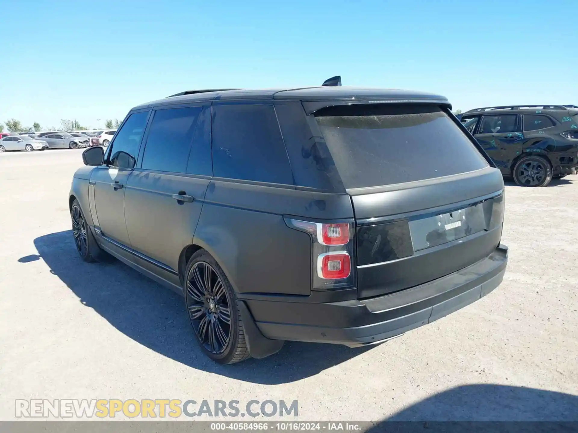 3 Photograph of a damaged car SALGS5SE8MA427529 LAND ROVER RANGE ROVER 2021