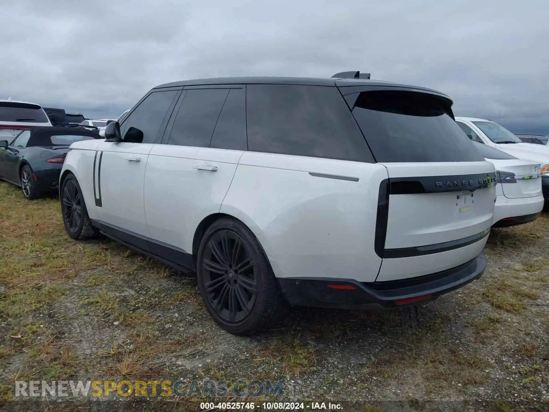 3 Photograph of a damaged car SALKP9E73PA024711 LAND ROVER RANGE ROVER 2023