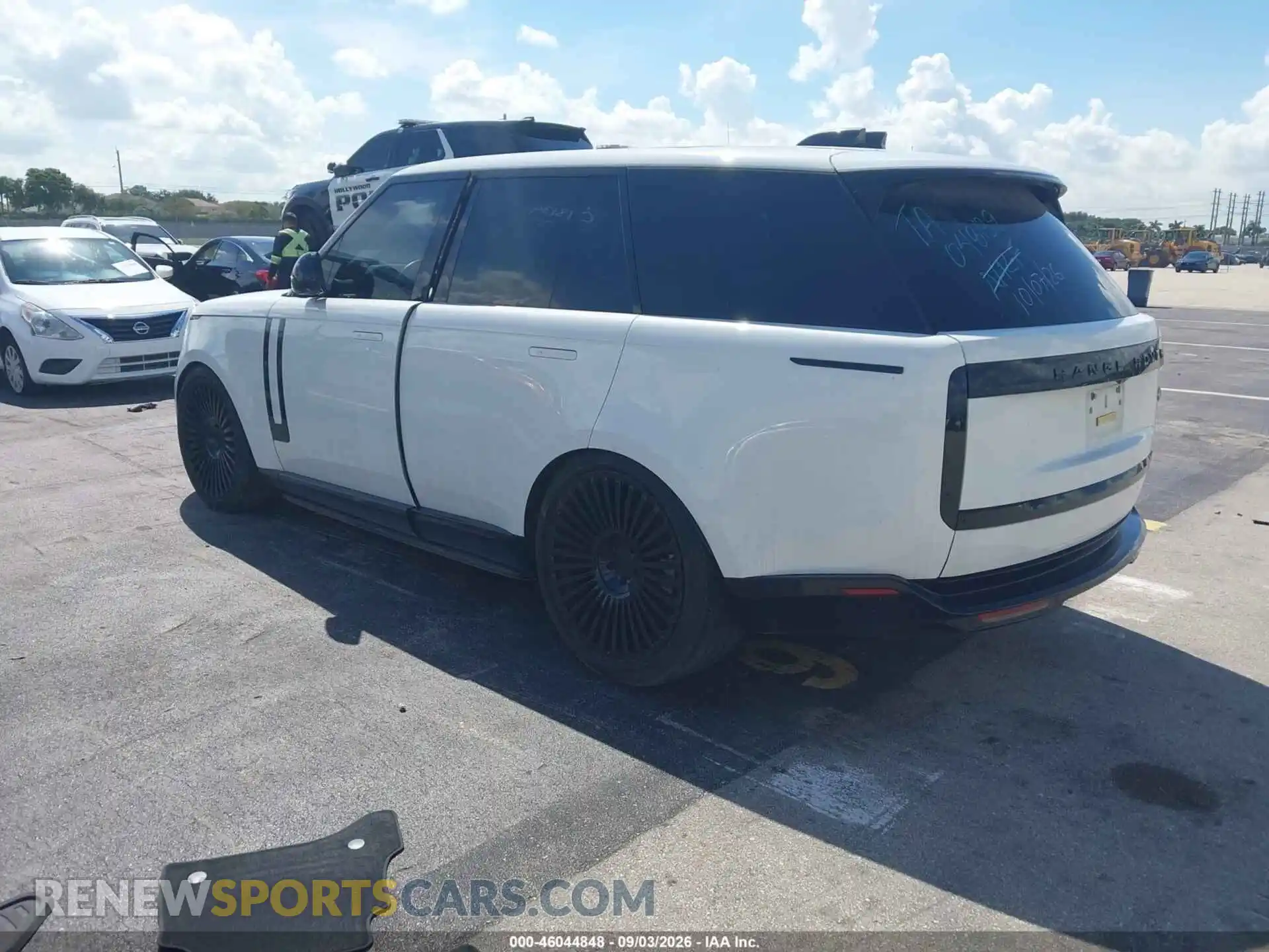 3 Photograph of a damaged car SALKP9FU5PA048139 LAND ROVER RANGE ROVER 2023