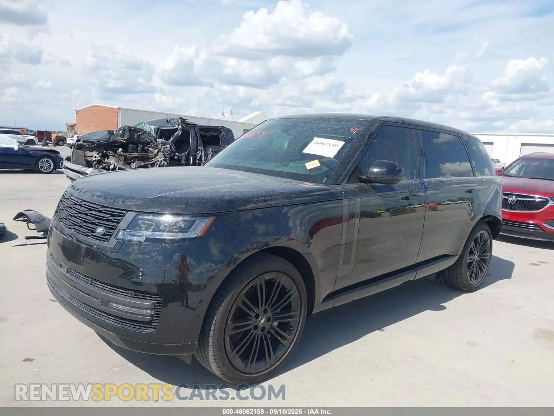 2 fotografías del automóvil dañado SALKPBFU4RA225029 LAND ROVER RANGE ROVER 2024