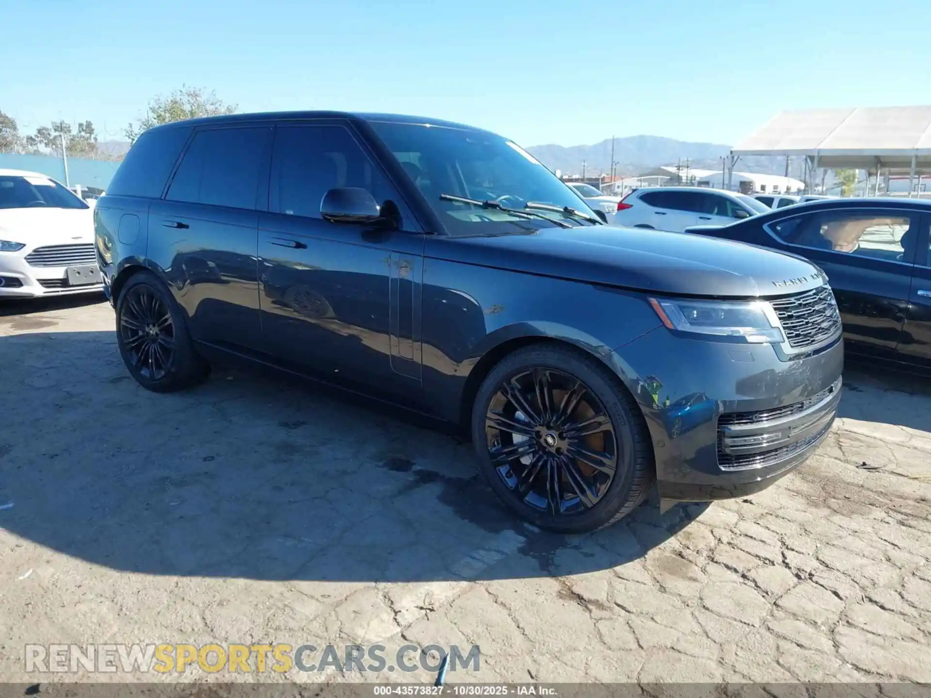 1 Photograph of a damaged car SALKP9E92SA264648 LAND ROVER RANGE ROVER 2025