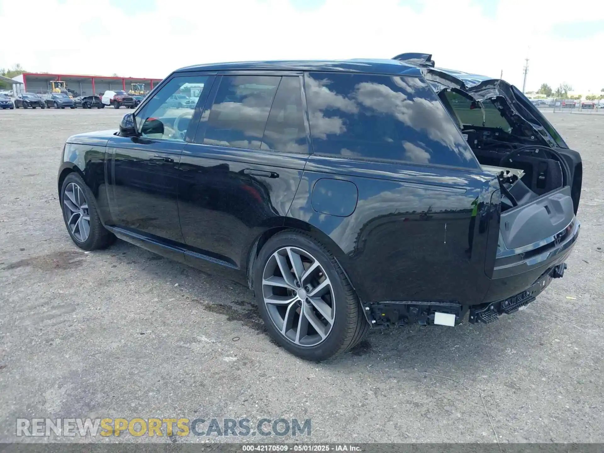 3 Photograph of a damaged car SALKP9F41SA262215 LAND ROVER RANGE ROVER 2025