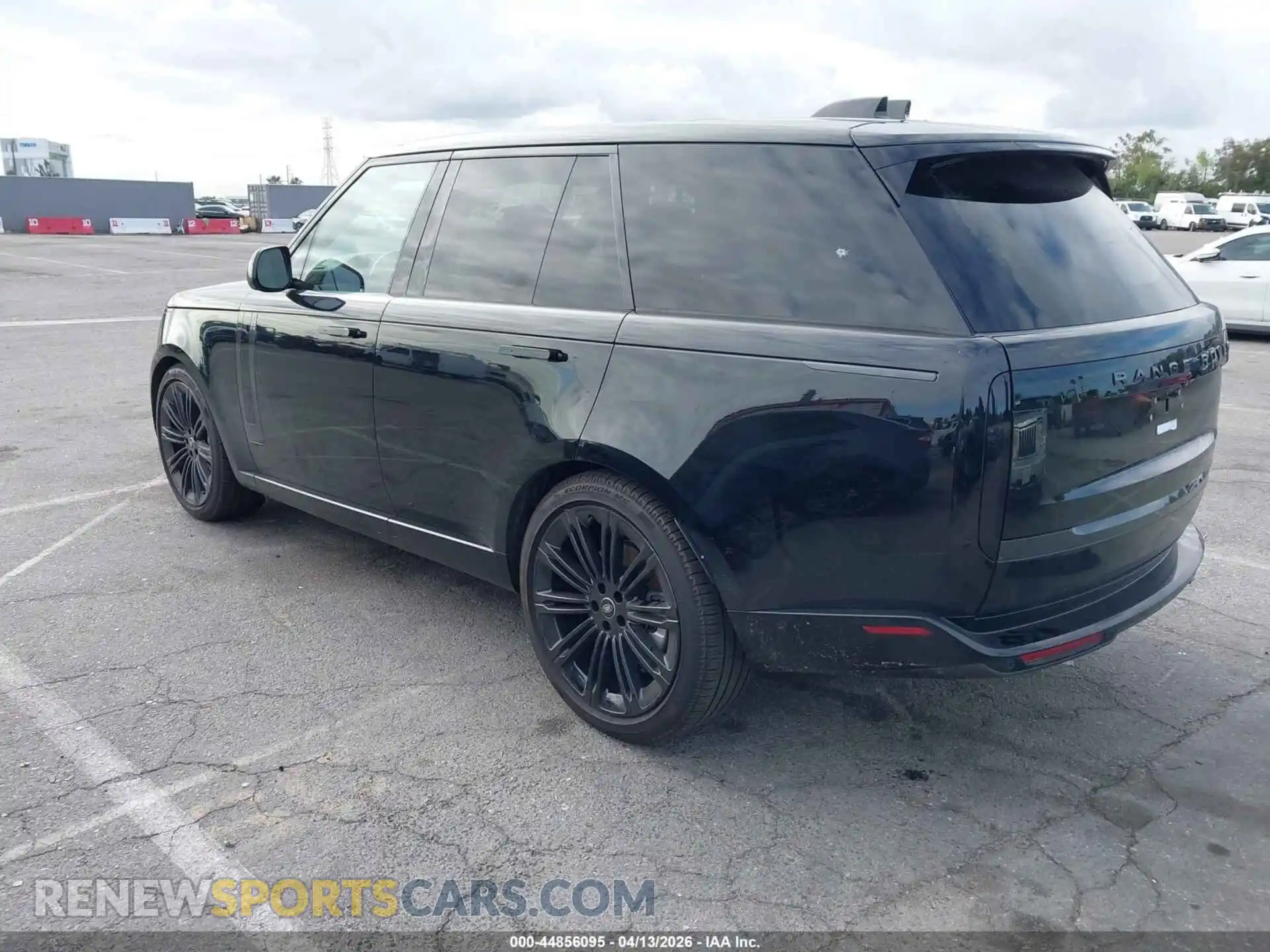 3 fotografías del automóvil dañado SALKP9FUXSA288120 LAND ROVER RANGE ROVER 2025