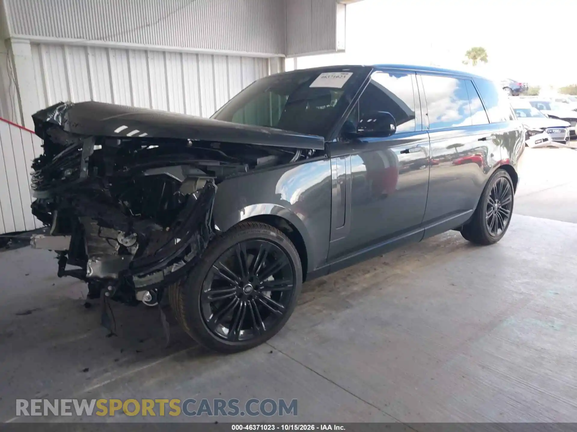 2 fotografías del automóvil dañado SALKPBE90SA268415 LAND ROVER RANGE ROVER 2025
