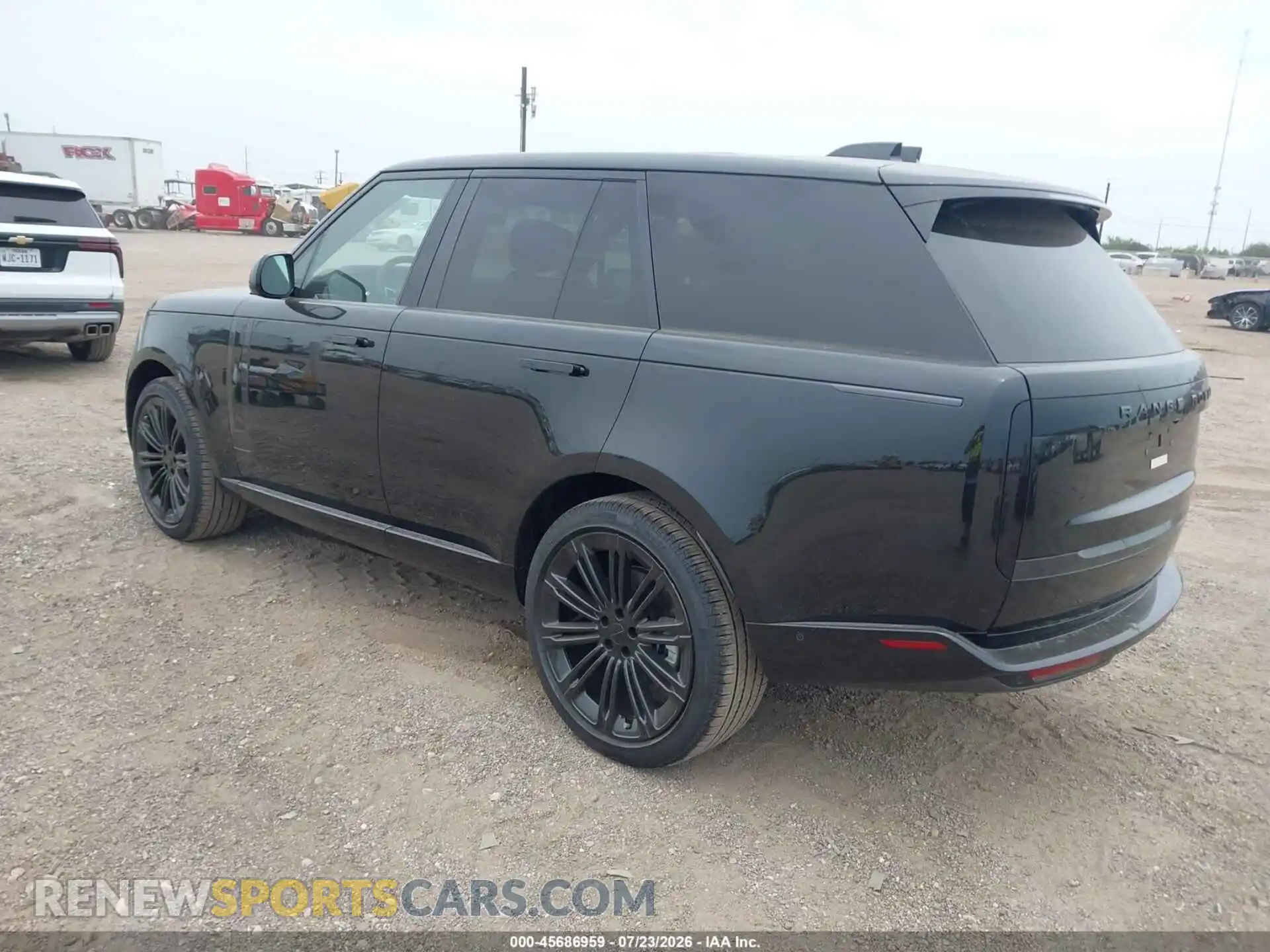 3 fotografías del automóvil dañado SALKP9FU2TA363863 LAND ROVER RANGE ROVER 2026
