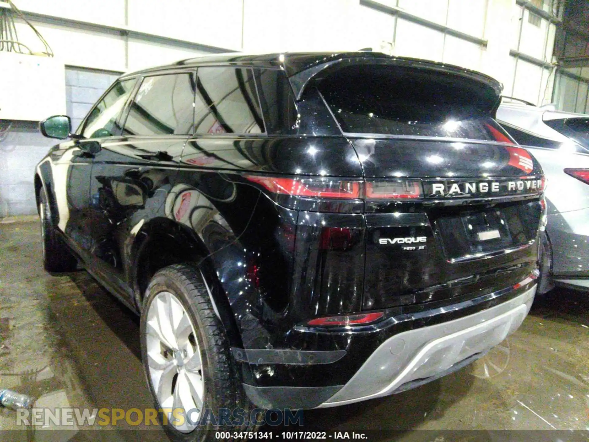3 Photograph of a damaged car 000ZP2FX7LH076011 LAND ROVER RANGE ROVER EVOQUE 2020