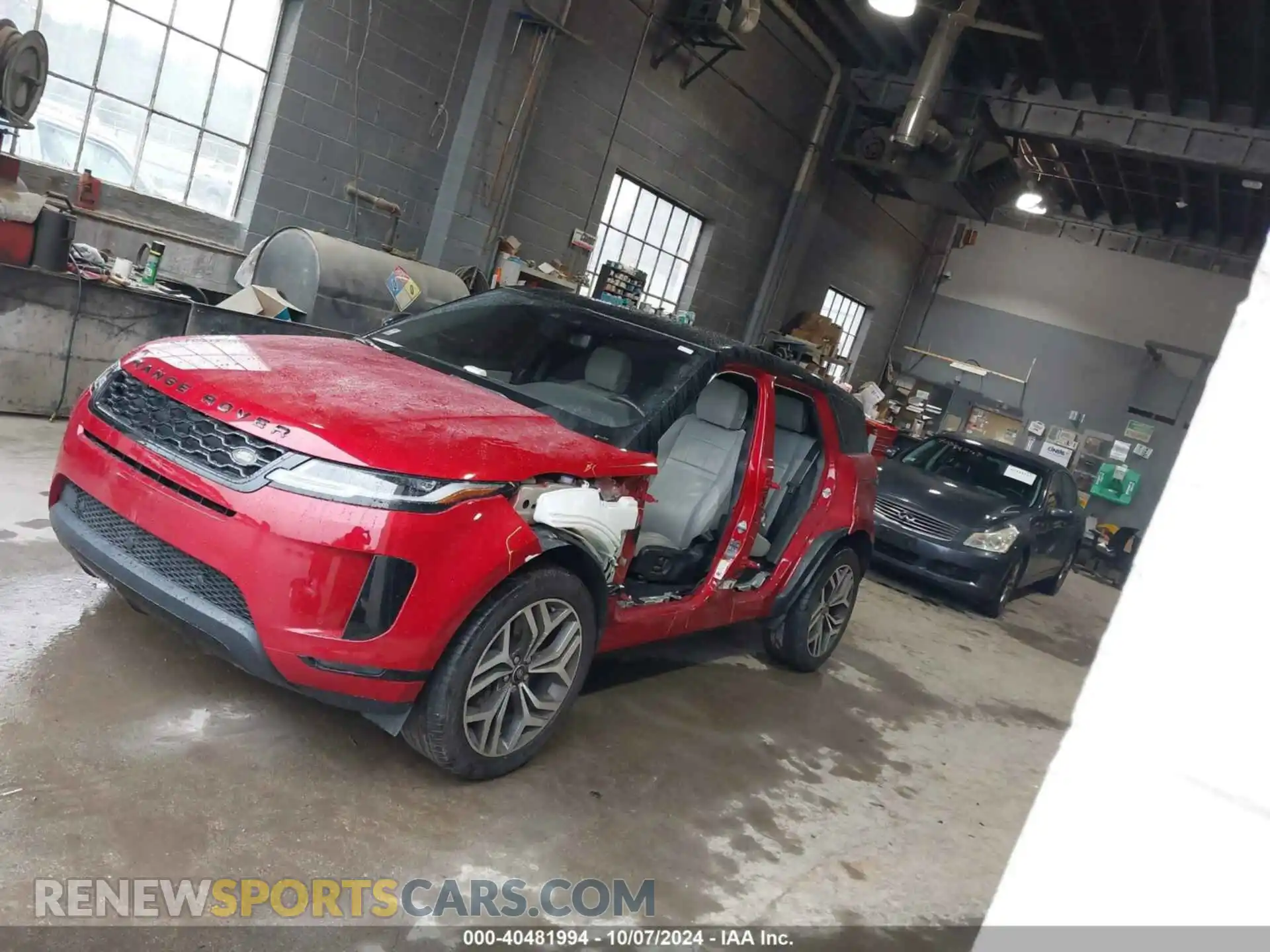 2 Photograph of a damaged car SALZJ2FX1LH038257 LAND ROVER RANGE ROVER EVOQUE 2020