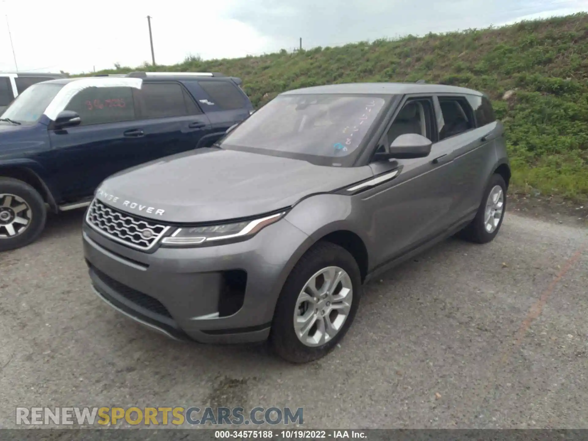 2 Photograph of a damaged car SALZJ2FX5LH080575 LAND ROVER RANGE ROVER EVOQUE 2020