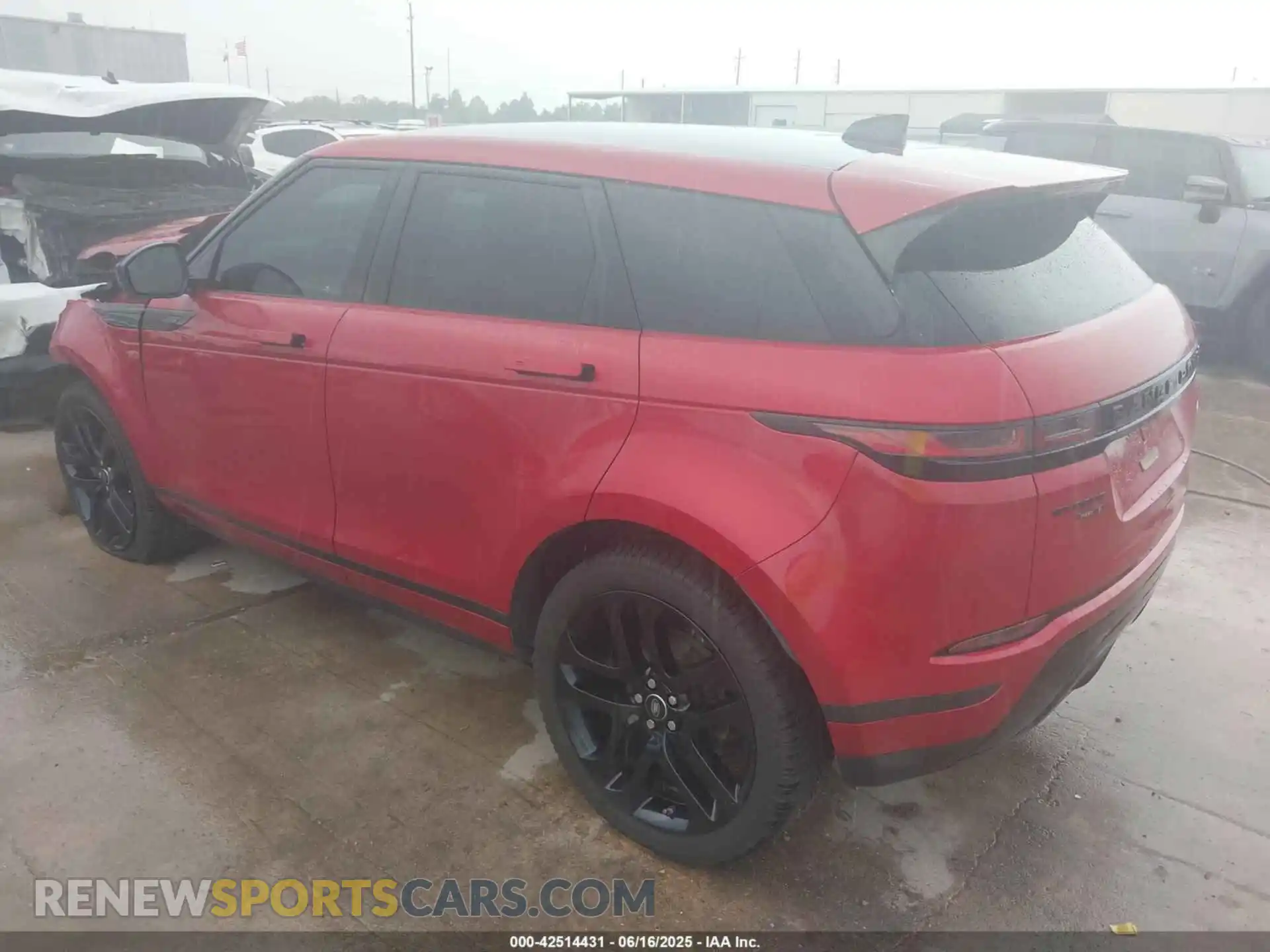 3 Photograph of a damaged car SALZJ2FX6LH018148 LAND ROVER RANGE ROVER EVOQUE 2020
