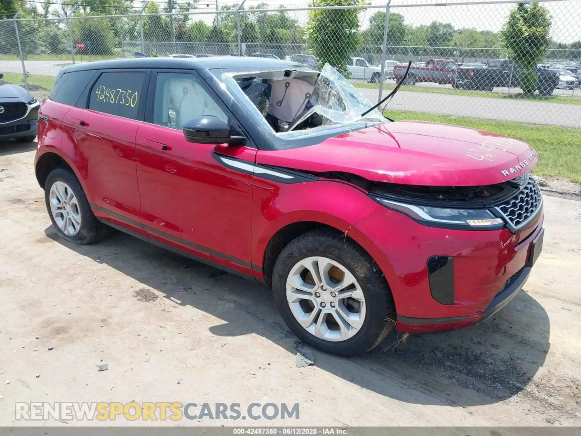 1 Photograph of a damaged car SALZJ2FX6LH019316 LAND ROVER RANGE ROVER EVOQUE 2020
