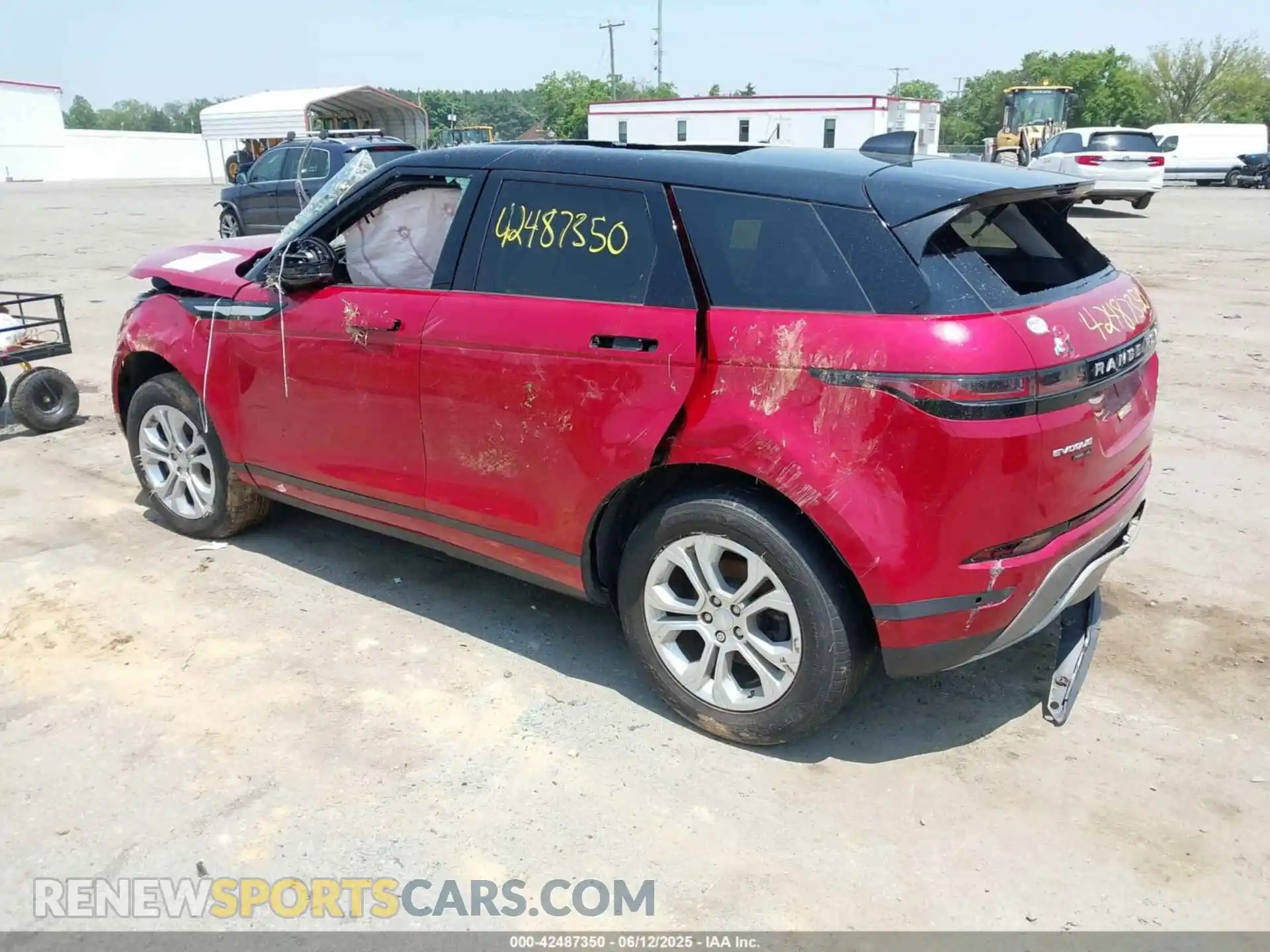 3 Photograph of a damaged car SALZJ2FX6LH019316 LAND ROVER RANGE ROVER EVOQUE 2020