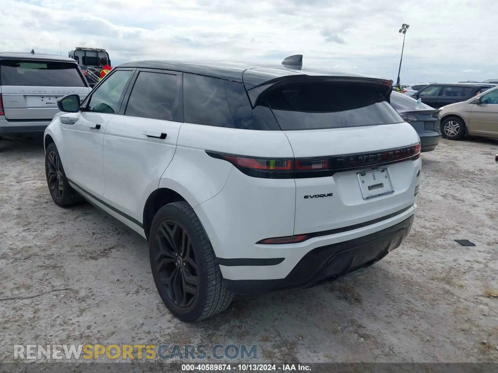 3 Photograph of a damaged car SALZJ2FX9LH043884 LAND ROVER RANGE ROVER EVOQUE 2020