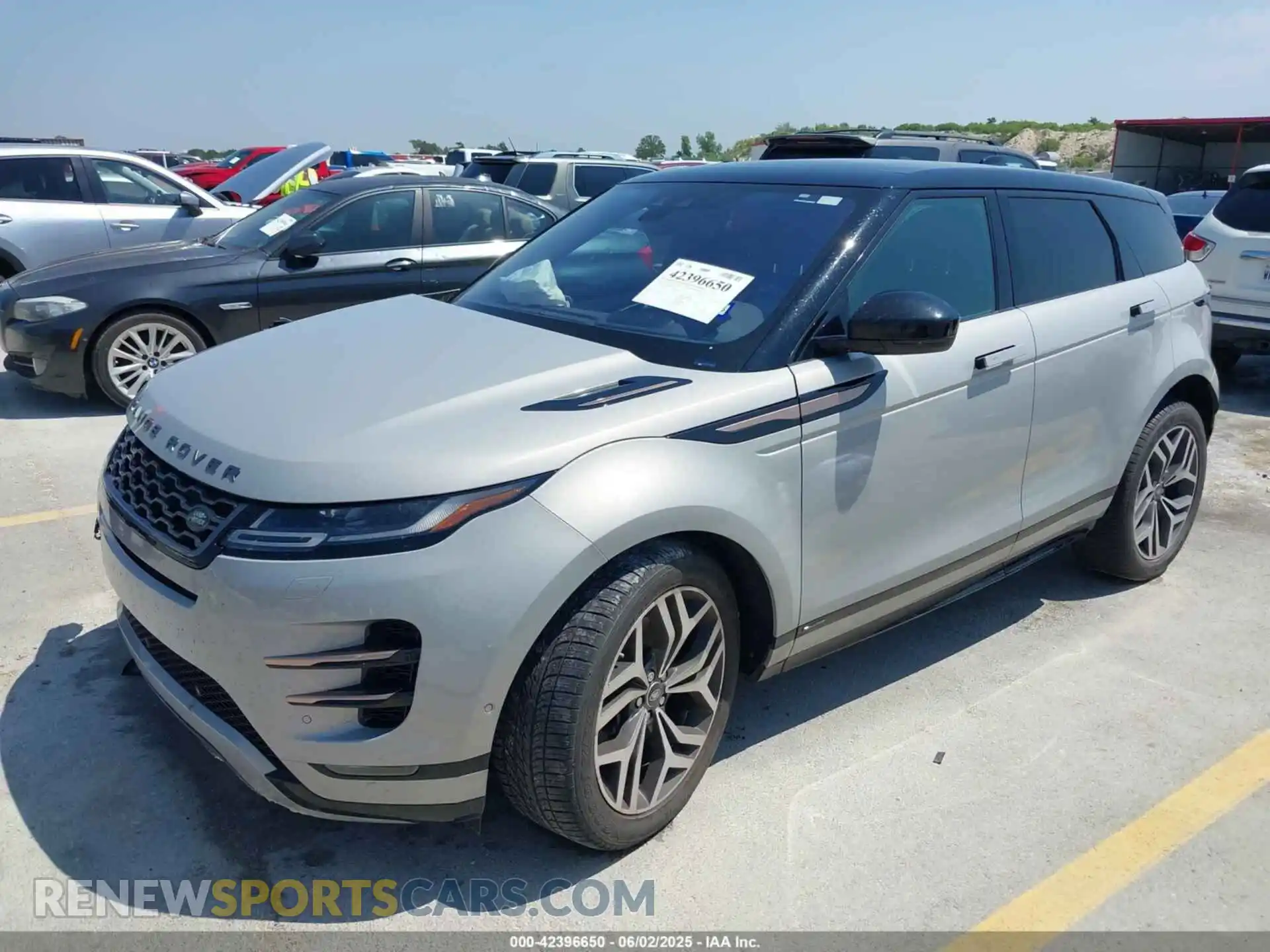 2 Photograph of a damaged car SALZL2FX5LH061406 LAND ROVER RANGE ROVER EVOQUE 2020