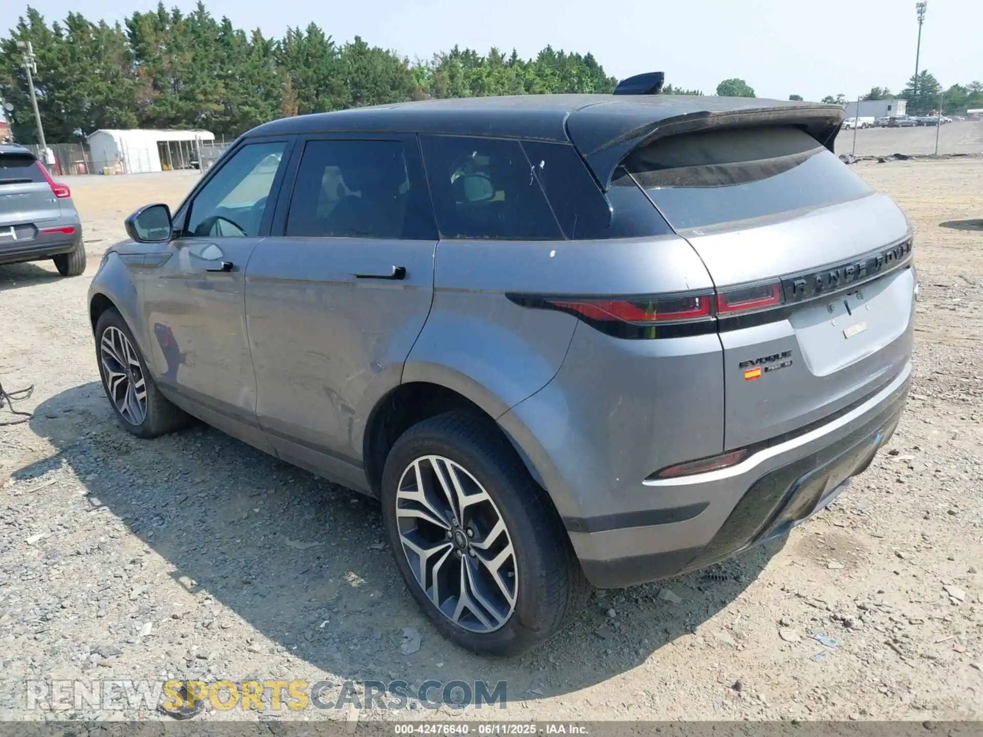 3 Photograph of a damaged car SALZP2FX0LH048597 LAND ROVER RANGE ROVER EVOQUE 2020