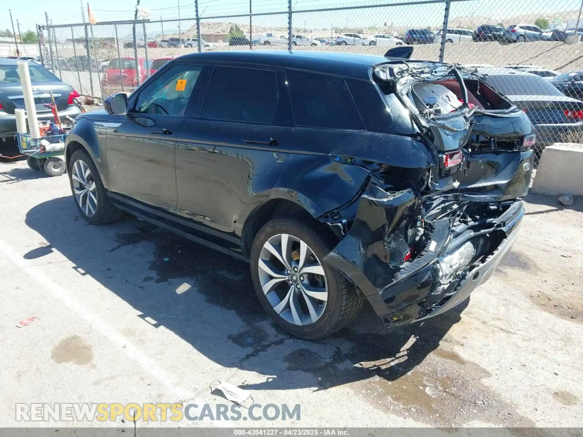 3 Photograph of a damaged car SALZP2FX1LH073587 LAND ROVER RANGE ROVER EVOQUE 2020