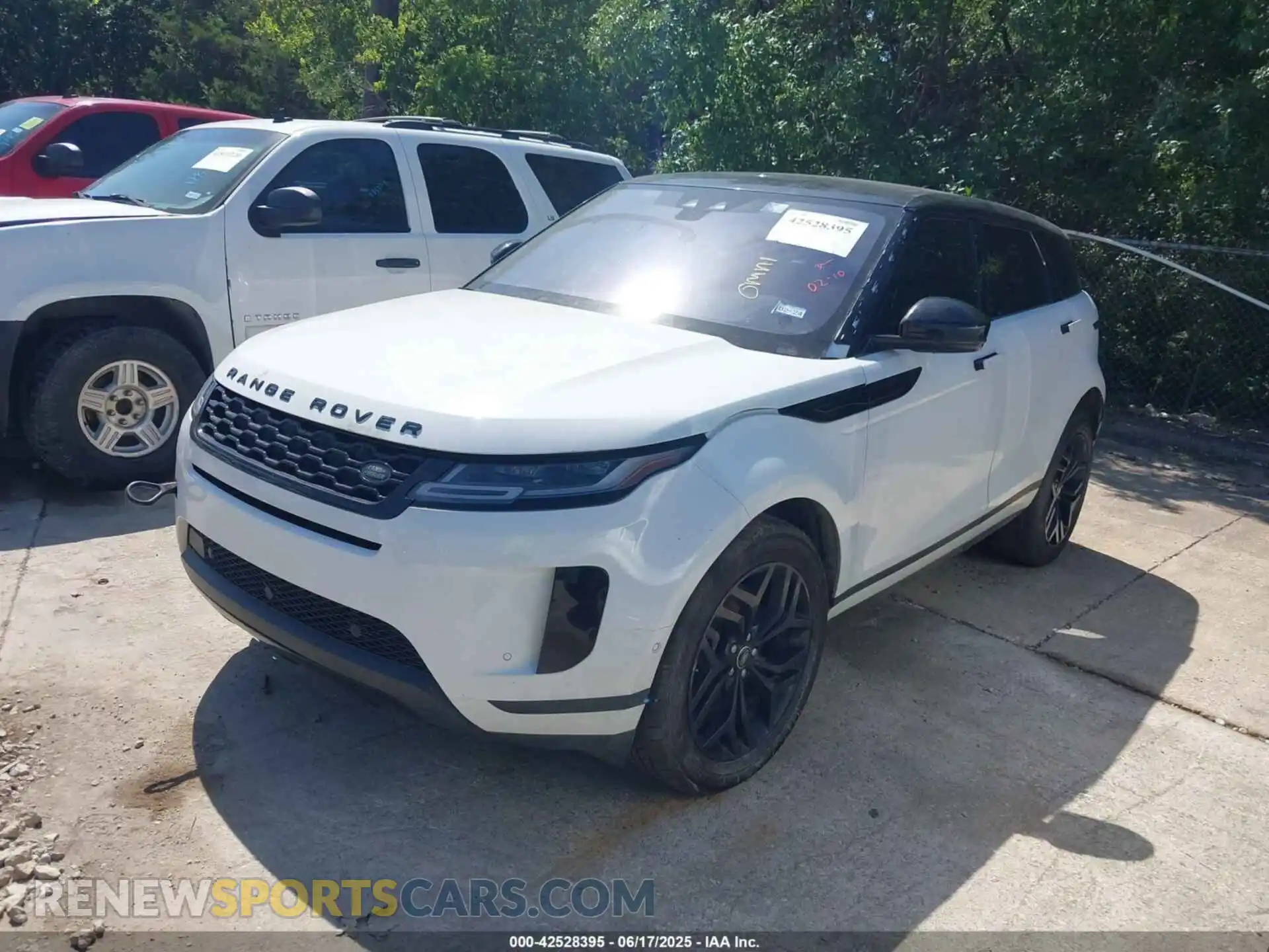2 fotografías del automóvil dañado SALZP2FX7LH057894 LAND ROVER RANGE ROVER EVOQUE 2020