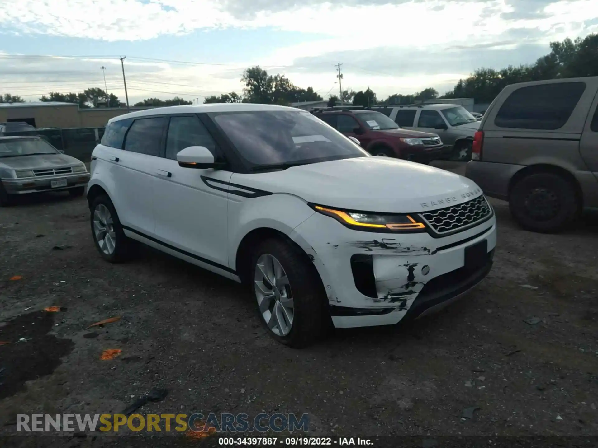 1 Photograph of a damaged car SALZP2FX7LH084531 LAND ROVER RANGE ROVER EVOQUE 2020