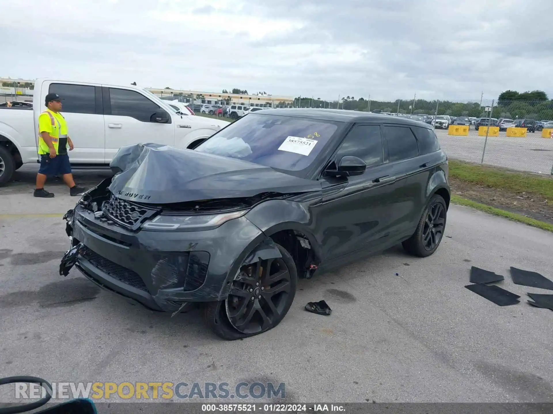 2 Photograph of a damaged car SALZP2FXXLH070641 LAND ROVER RANGE ROVER EVOQUE 2020