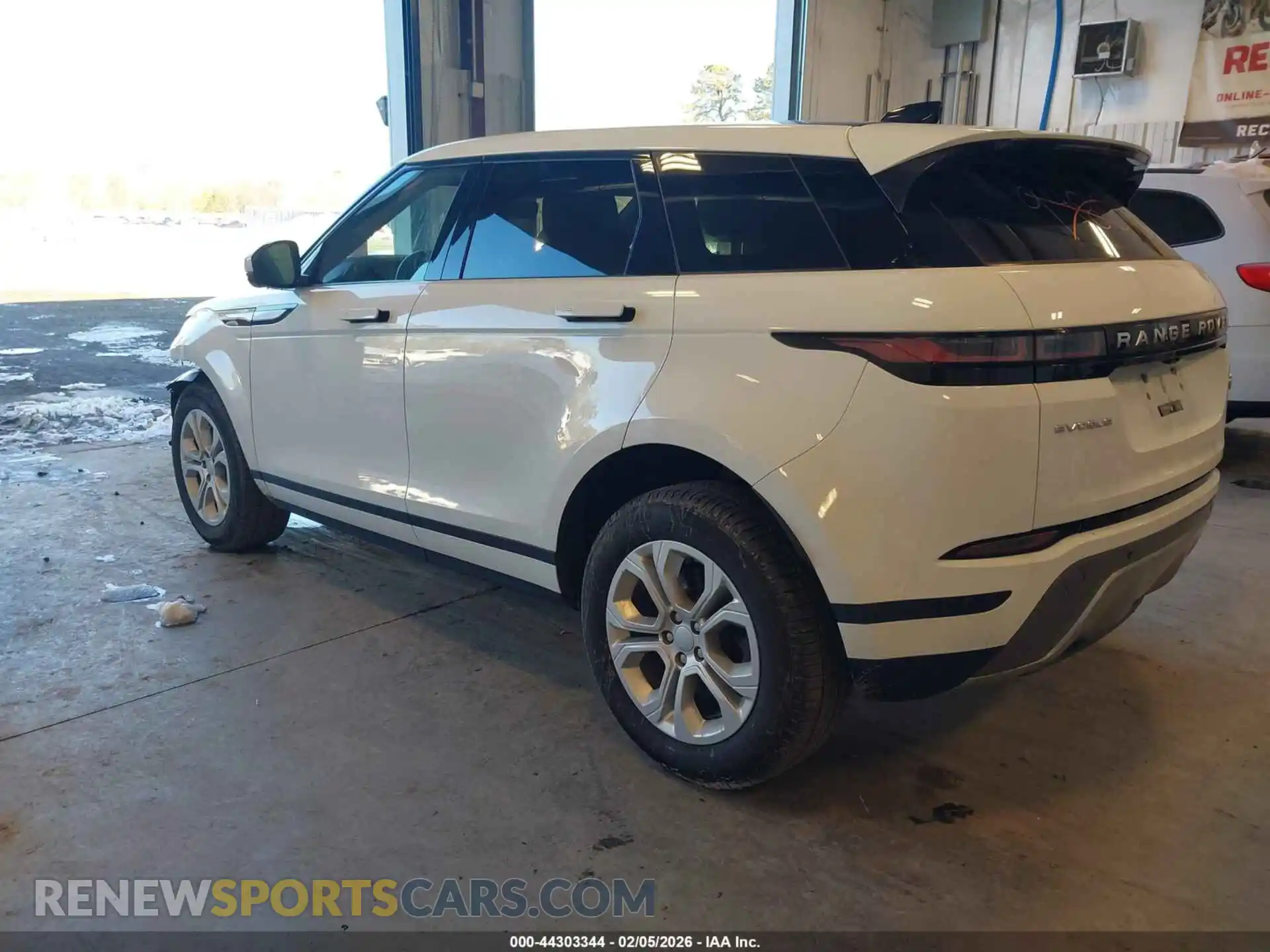 3 Фотография поврежденного автомобиля SALZJ2FX6MH156869 LAND ROVER RANGE ROVER EVOQUE 2021