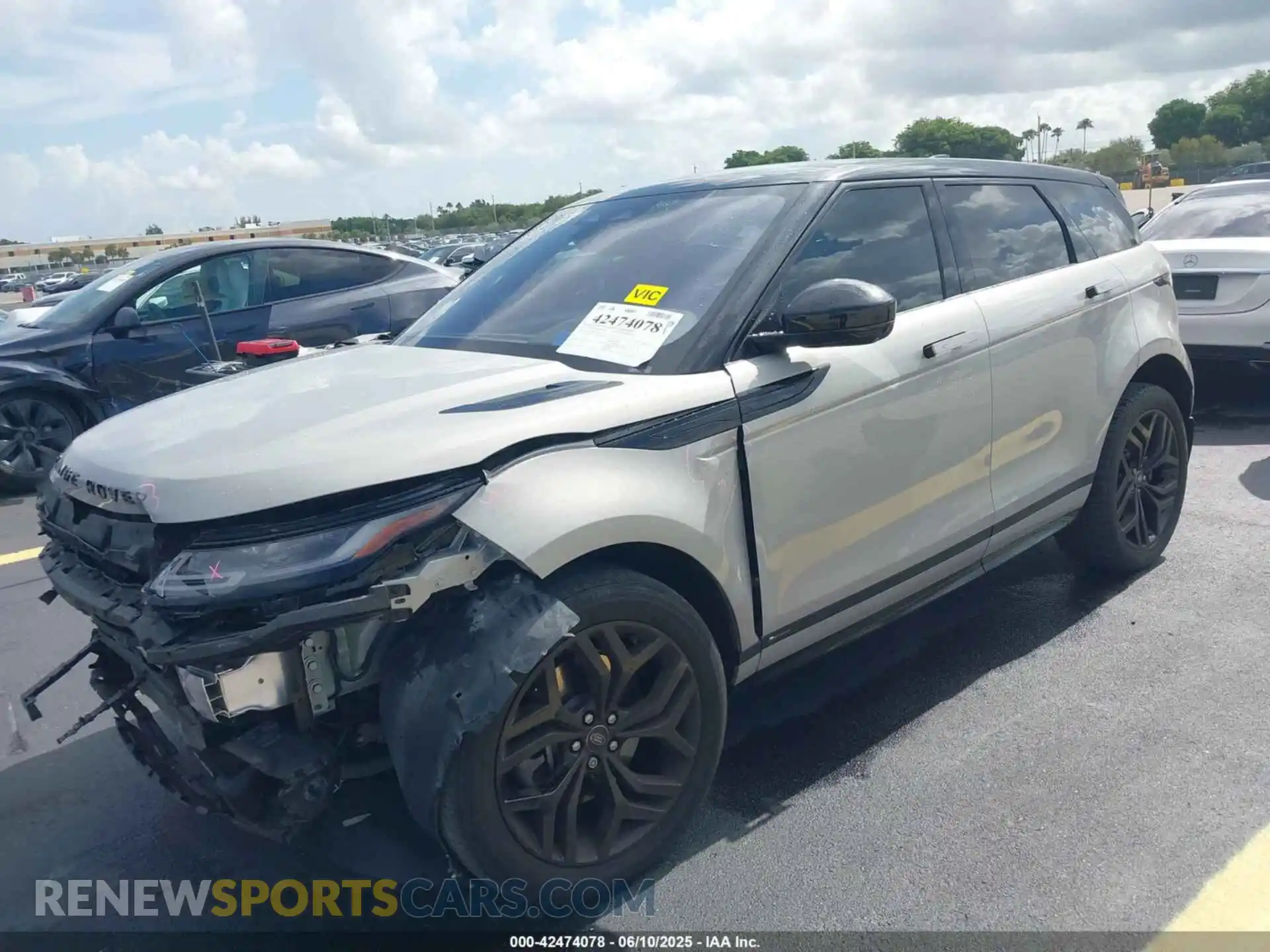 2 Photograph of a damaged car SALZL2FXXMH144234 LAND ROVER RANGE ROVER EVOQUE 2021