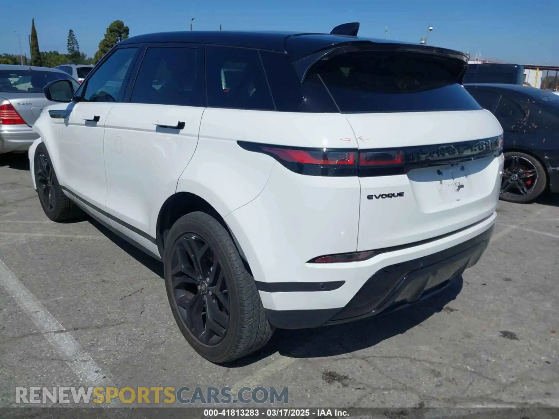 3 Photograph of a damaged car SALZP2FX8NH173138 LAND ROVER RANGE ROVER EVOQUE 2022