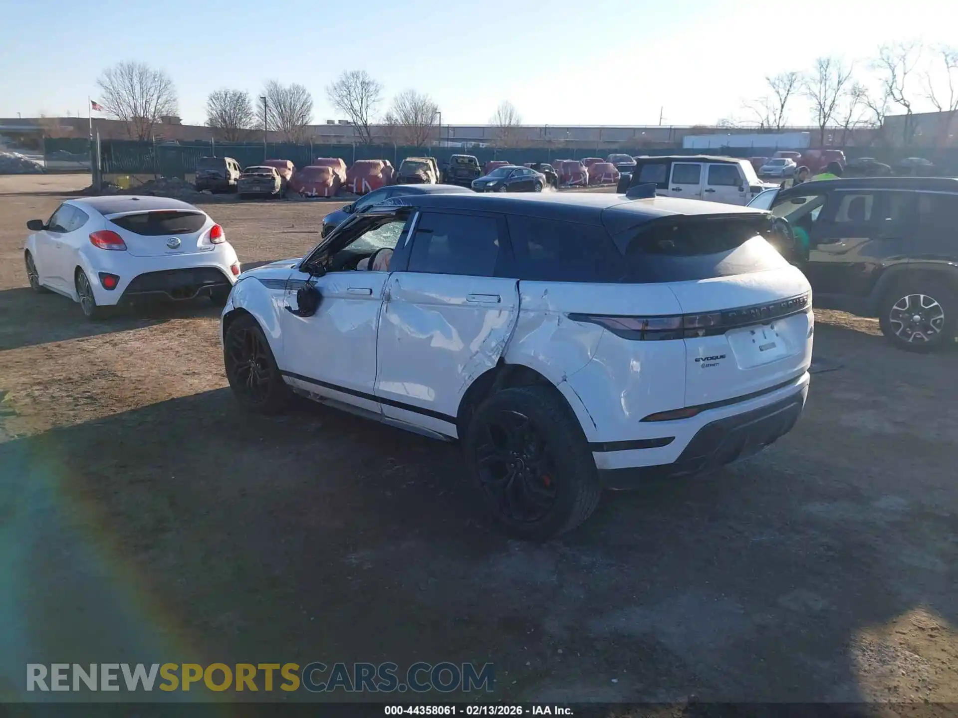 3 Фотография поврежденного автомобиля SALZL2FX7PH204250 LAND ROVER RANGE ROVER EVOQUE 2023