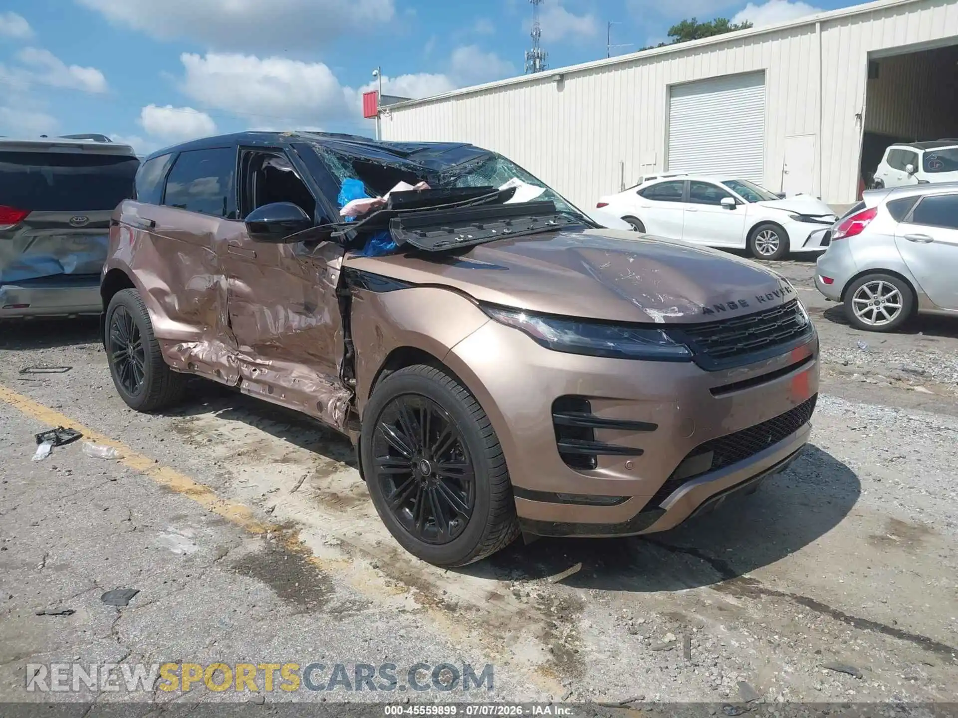 1 Photograph of a damaged car SALZL2FX5RH239369 LAND ROVER RANGE ROVER EVOQUE 2024