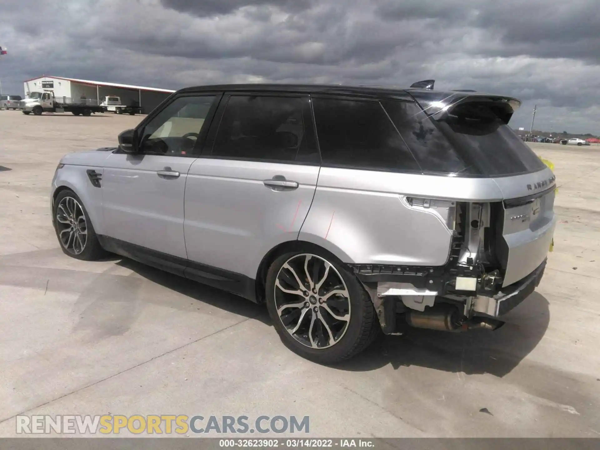 3 Photograph of a damaged car SALWR2SU0MA760031 LAND ROVER RANGE ROVER SPORT 2021