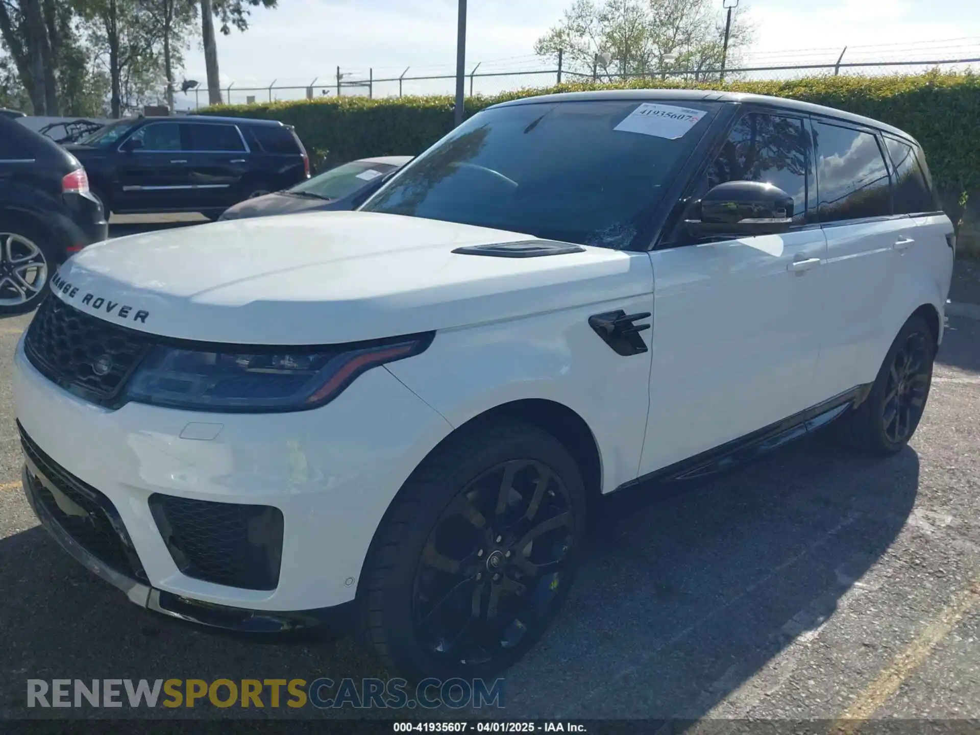 2 Photograph of a damaged car SALWR2SU2MA778353 LAND ROVER RANGE ROVER SPORT 2021