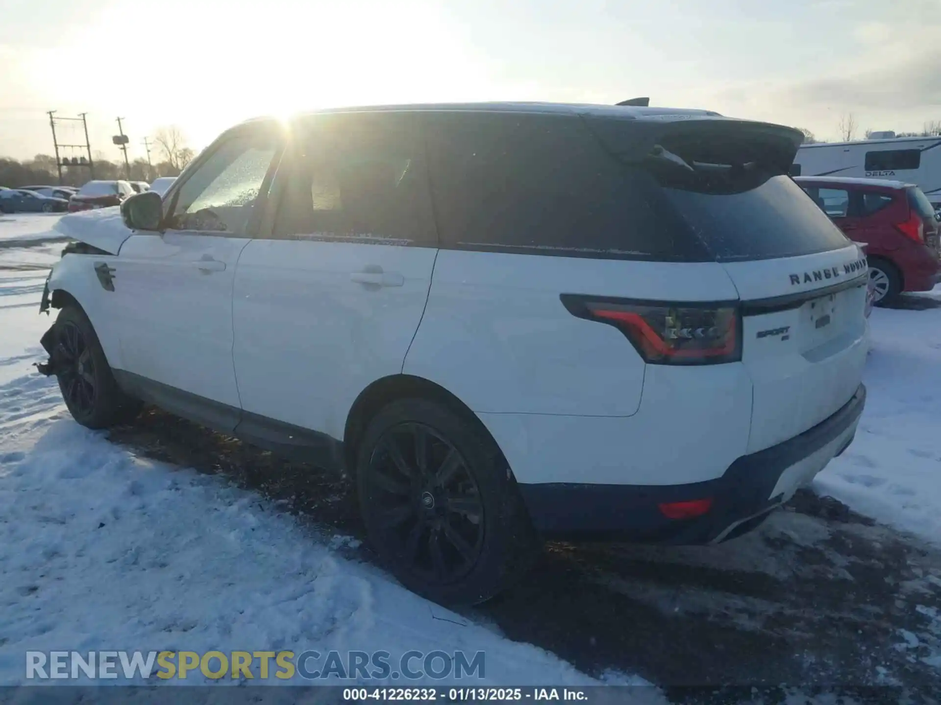 3 Photograph of a damaged car SALWR2SU7MA756316 LAND ROVER RANGE ROVER SPORT 2021