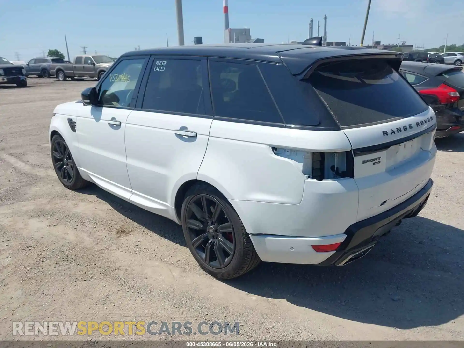 3 Photograph of a damaged car SALWS2RUXMA763285 LAND ROVER RANGE ROVER SPORT 2021