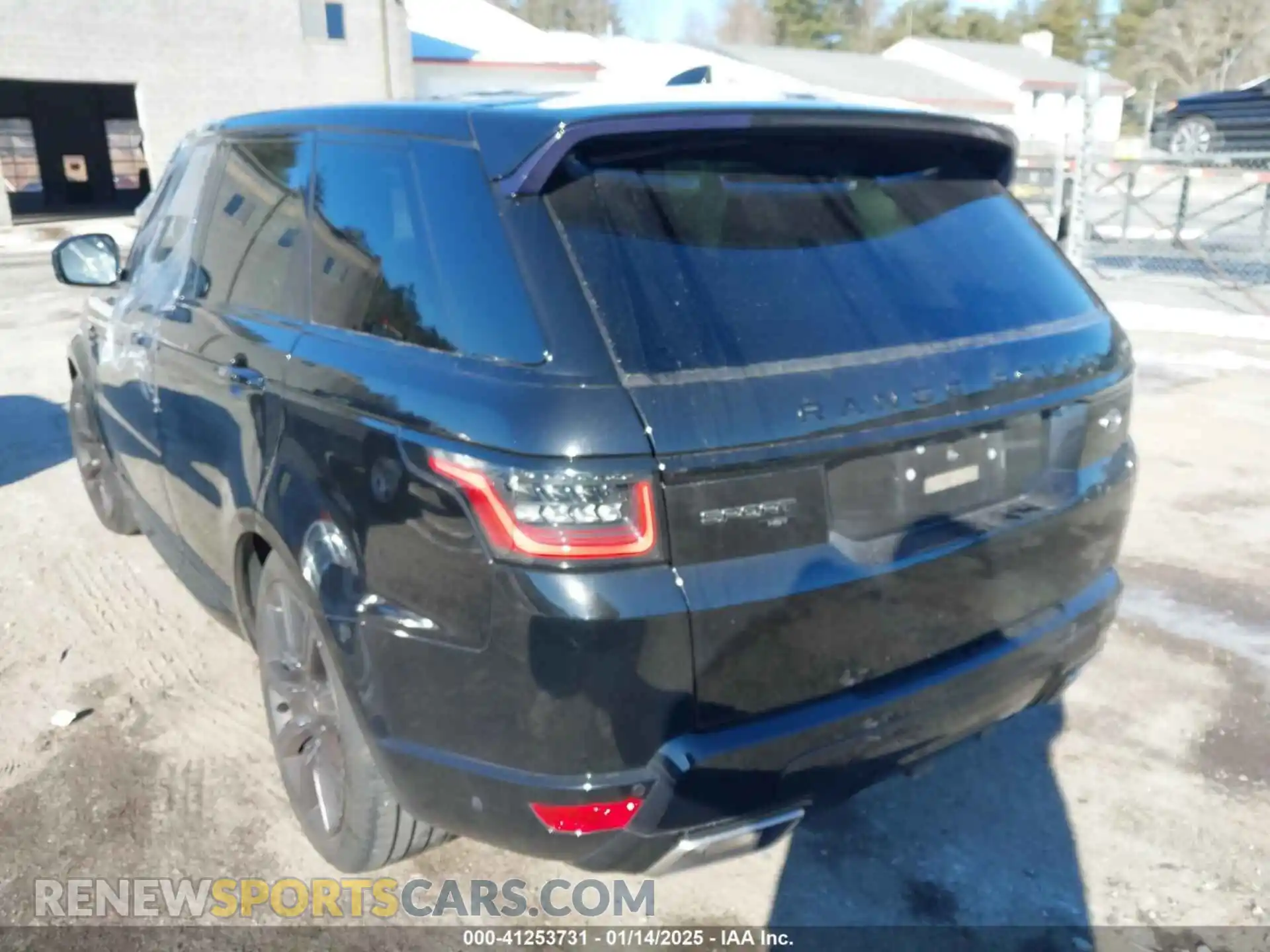 3 Photograph of a damaged car SALWS2RUXMA790082 LAND ROVER RANGE ROVER SPORT 2021