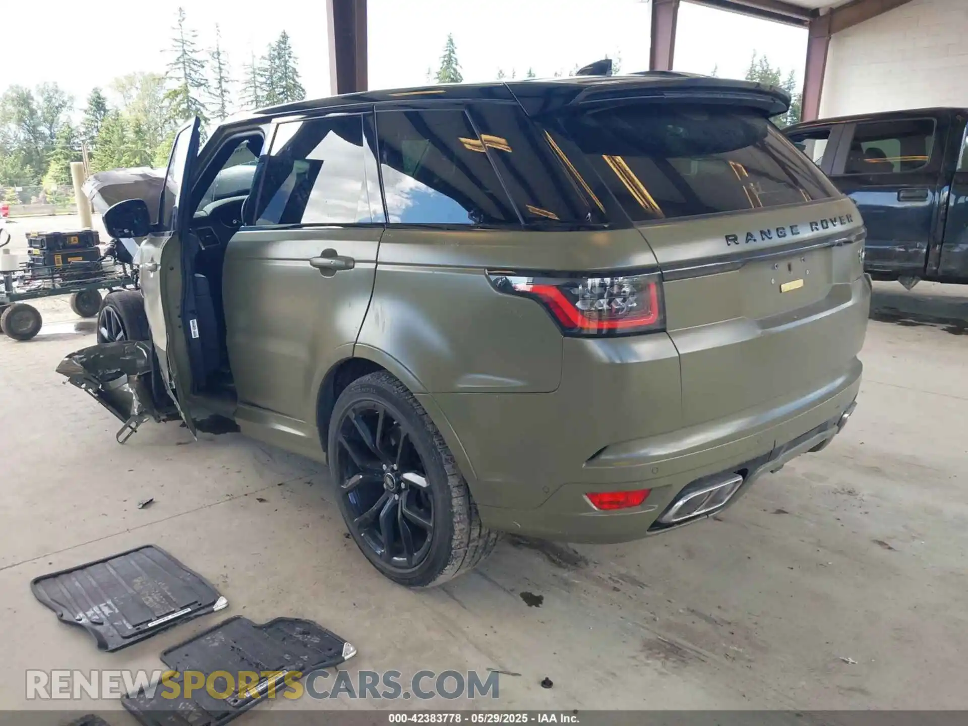 3 Photograph of a damaged car SALWZ2RE1MA781663 LAND ROVER RANGE ROVER SPORT 2021