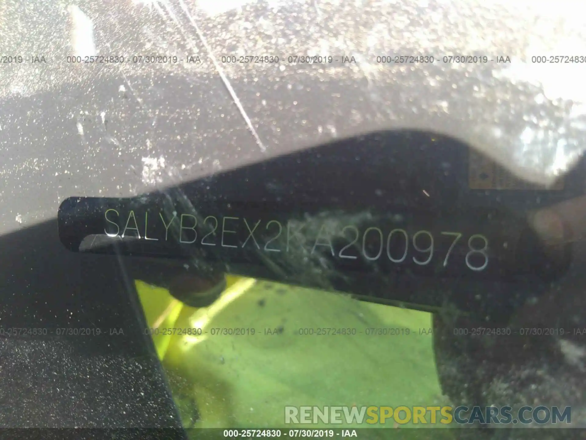 9 Photograph of a damaged car SALYB2EX2KA200978 LAND ROVER RANGE ROVER VELAR 2019