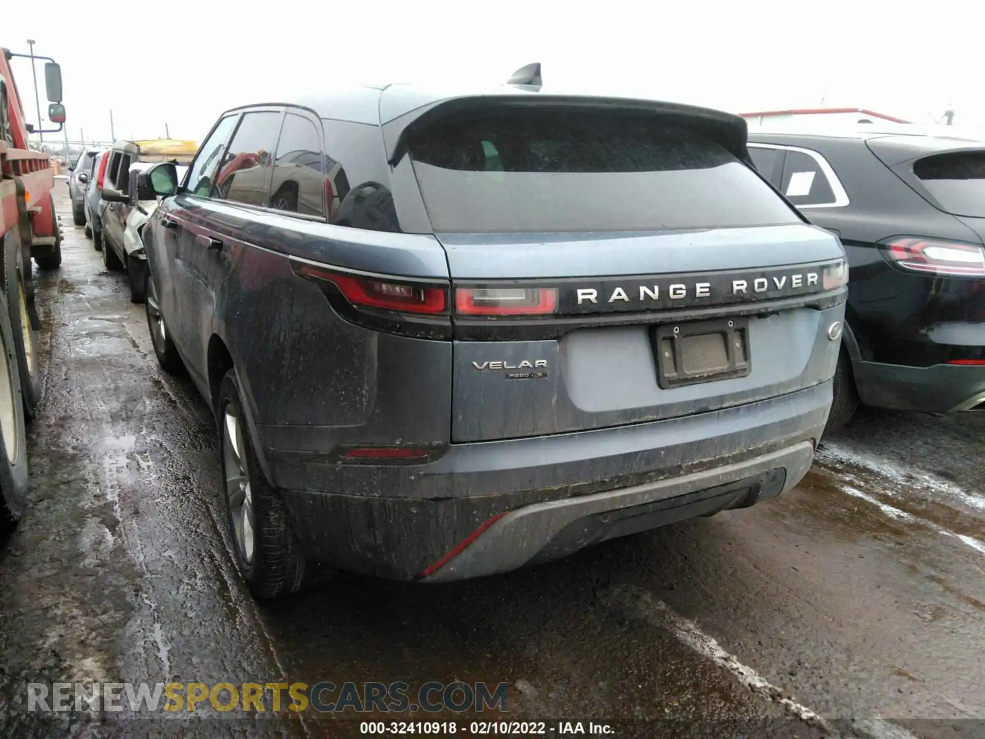 3 Photograph of a damaged car SALYB2EXXKA205331 LAND ROVER RANGE ROVER VELAR 2019