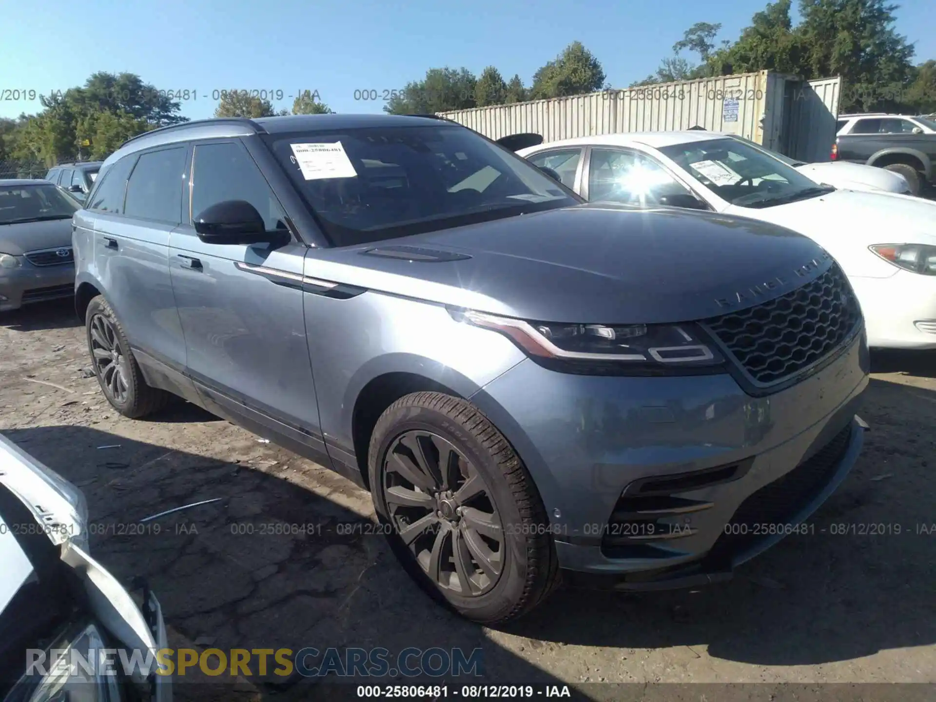 1 Photograph of a damaged car SALYL2EX0KA779787 LAND ROVER RANGE ROVER VELAR 2019