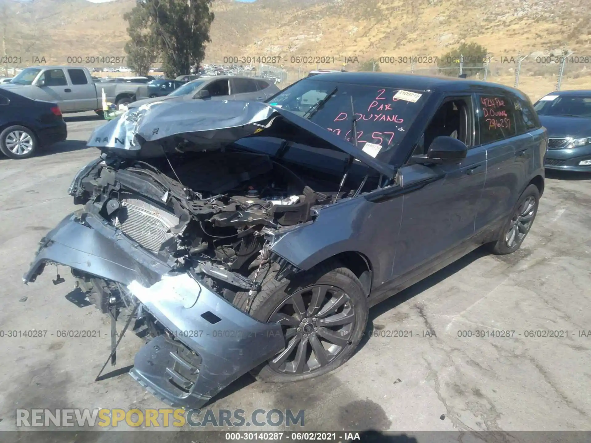 2 Фотография поврежденного автомобиля SALYL2EX1KA796257 LAND ROVER RANGE ROVER VELAR 2019