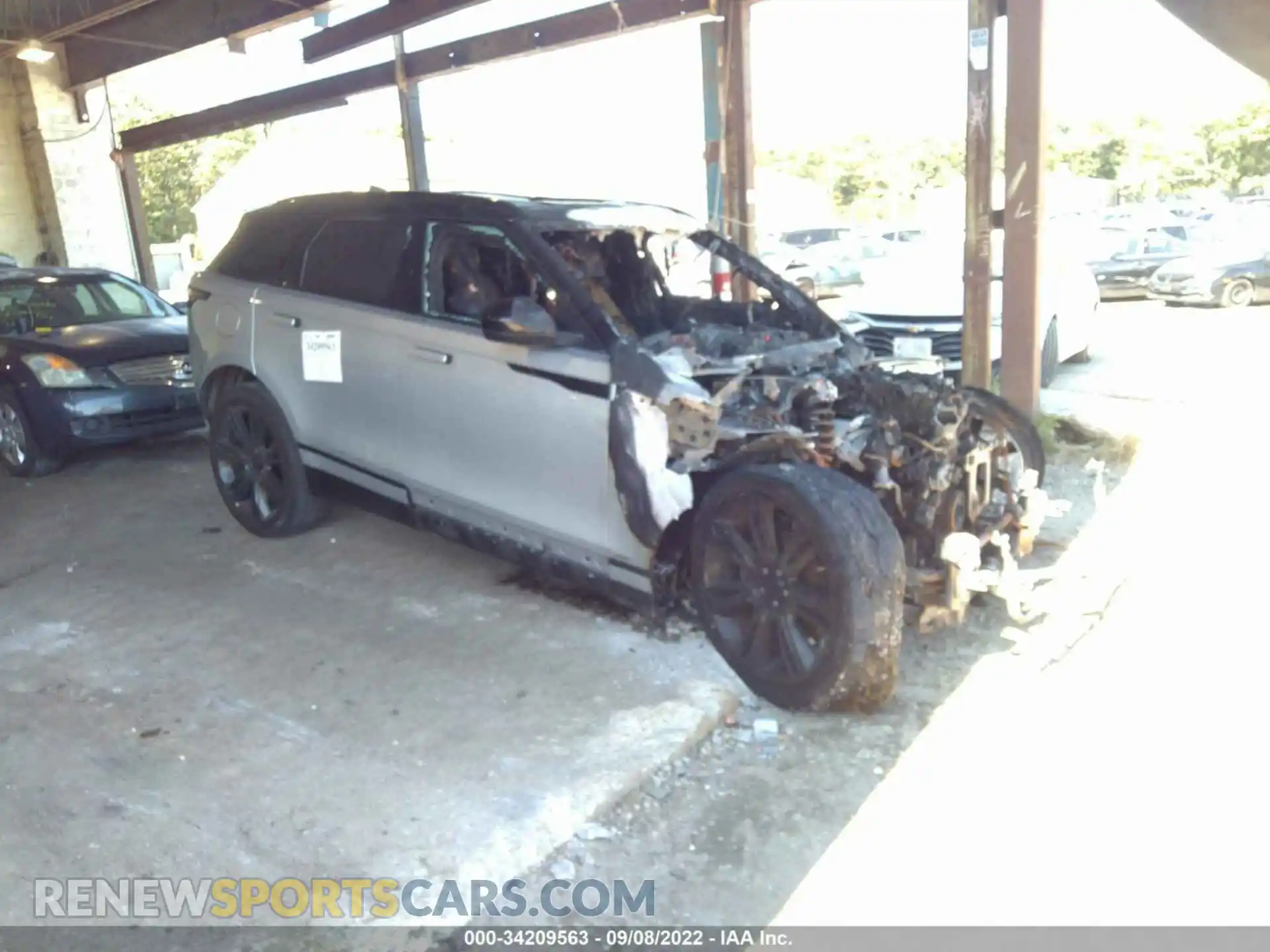 1 Photograph of a damaged car SALYL2EX2KA201187 LAND ROVER RANGE ROVER VELAR 2019
