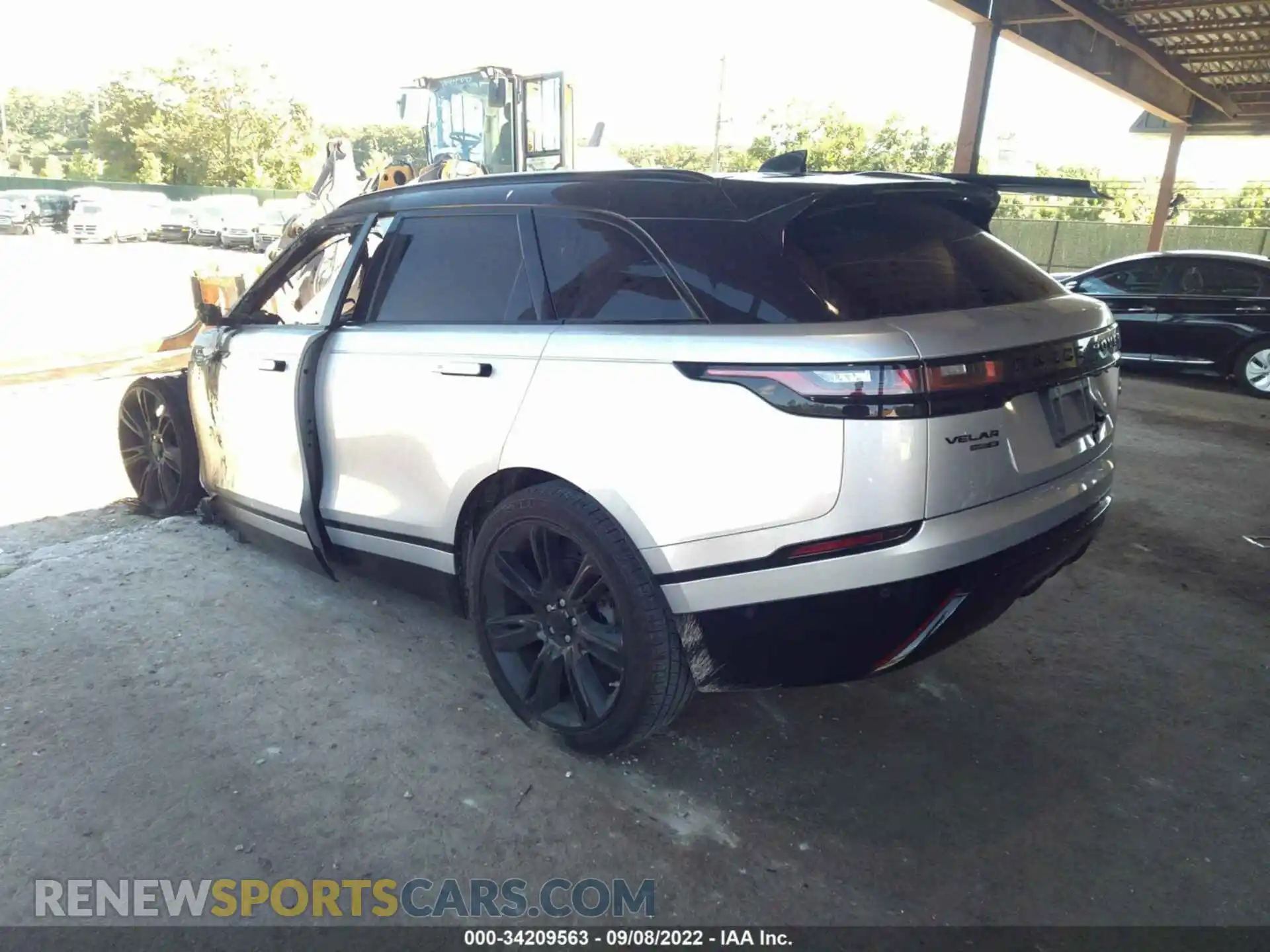 3 Photograph of a damaged car SALYL2EX2KA201187 LAND ROVER RANGE ROVER VELAR 2019