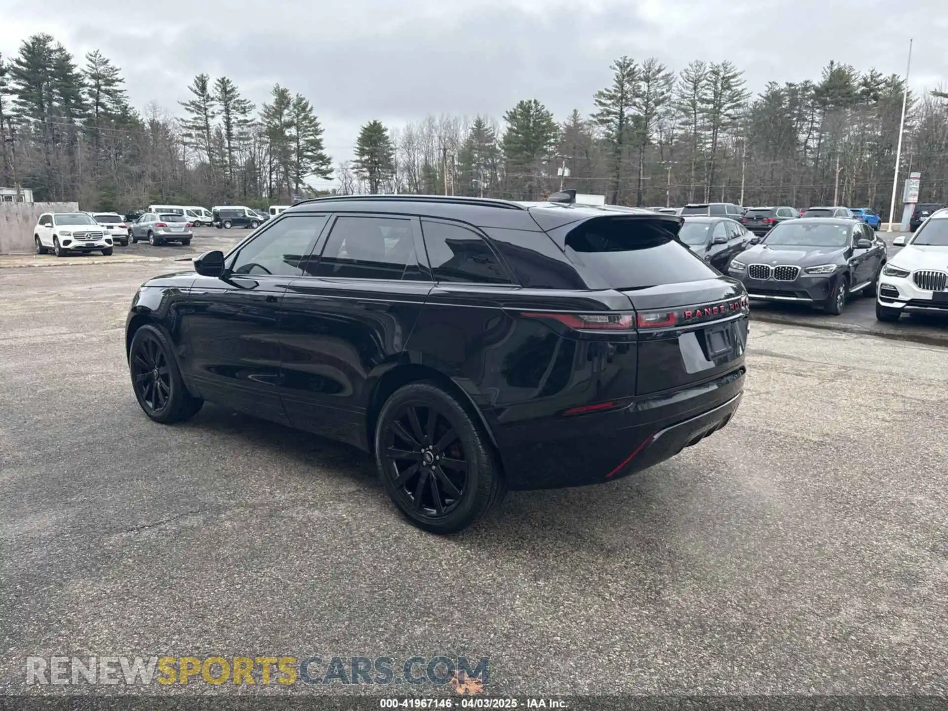3 Photograph of a damaged car SALYL2EX2KA204266 LAND ROVER RANGE ROVER VELAR 2019