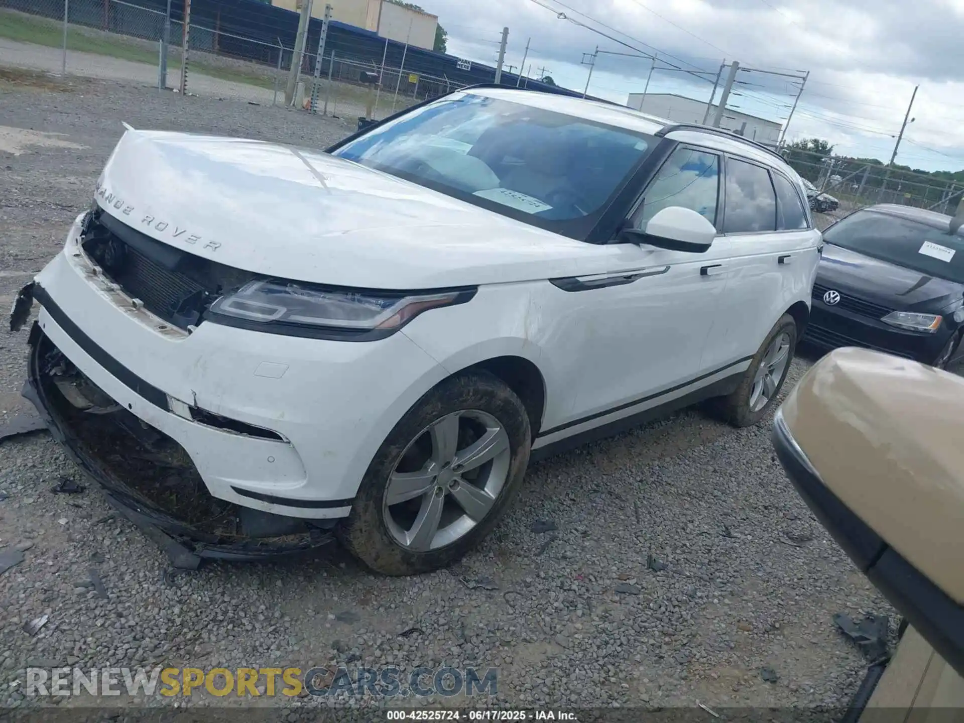 2 Photograph of a damaged car SALYB2EX2LA256971 LAND ROVER RANGE ROVER VELAR 2020