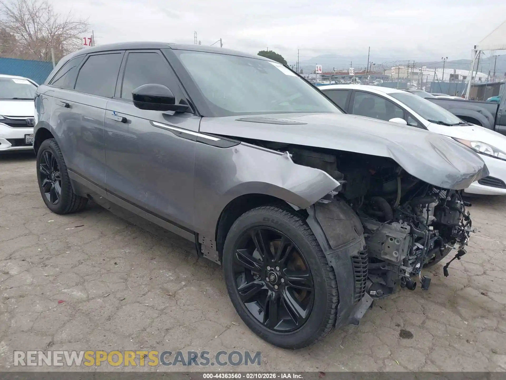 1 Photograph of a damaged car SALYJ2EX8MA317602 LAND ROVER RANGE ROVER VELAR 2021