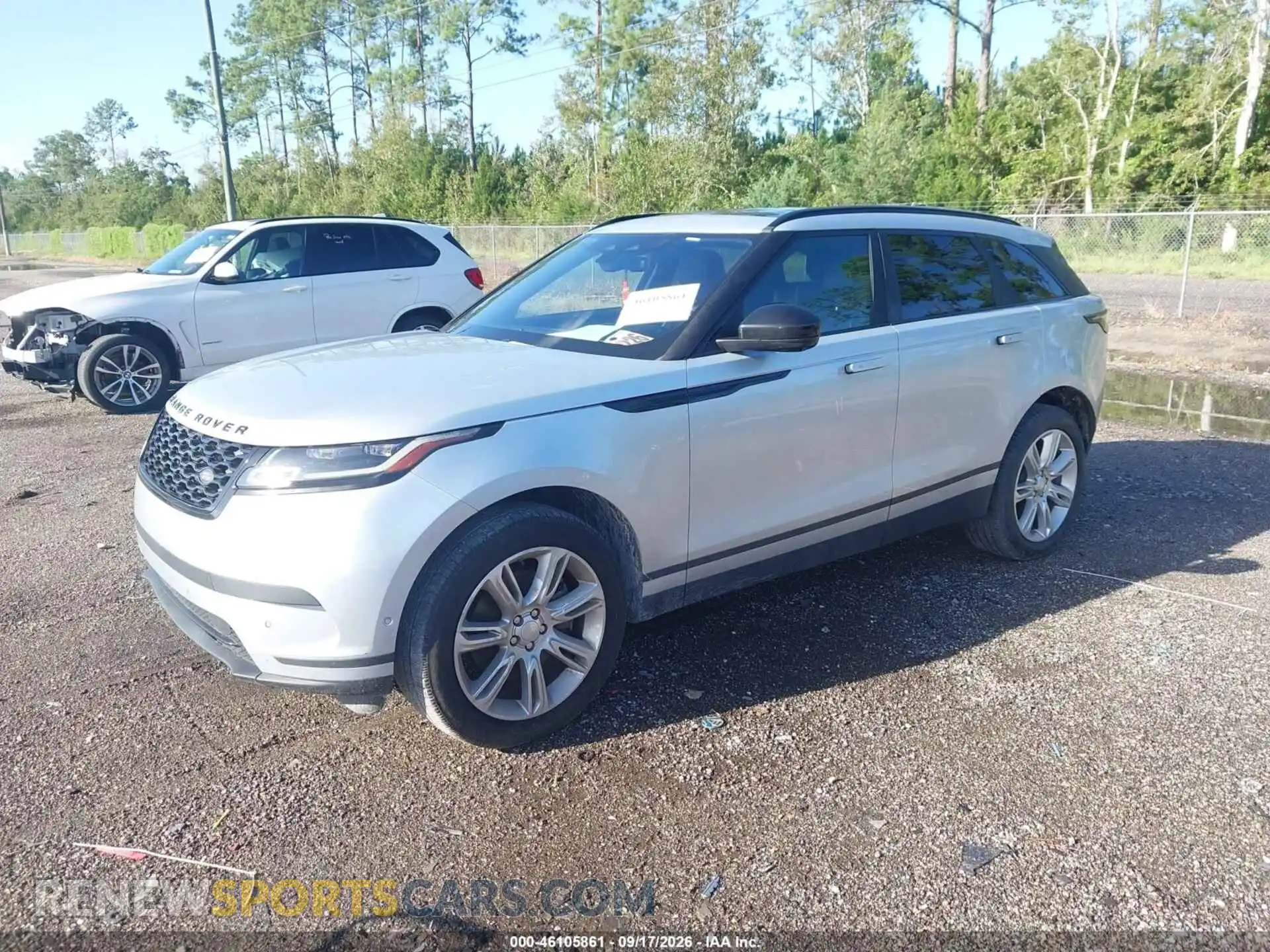 2 fotografías del automóvil dañado SALYJ2EXXMA310683 LAND ROVER RANGE ROVER VELAR 2021
