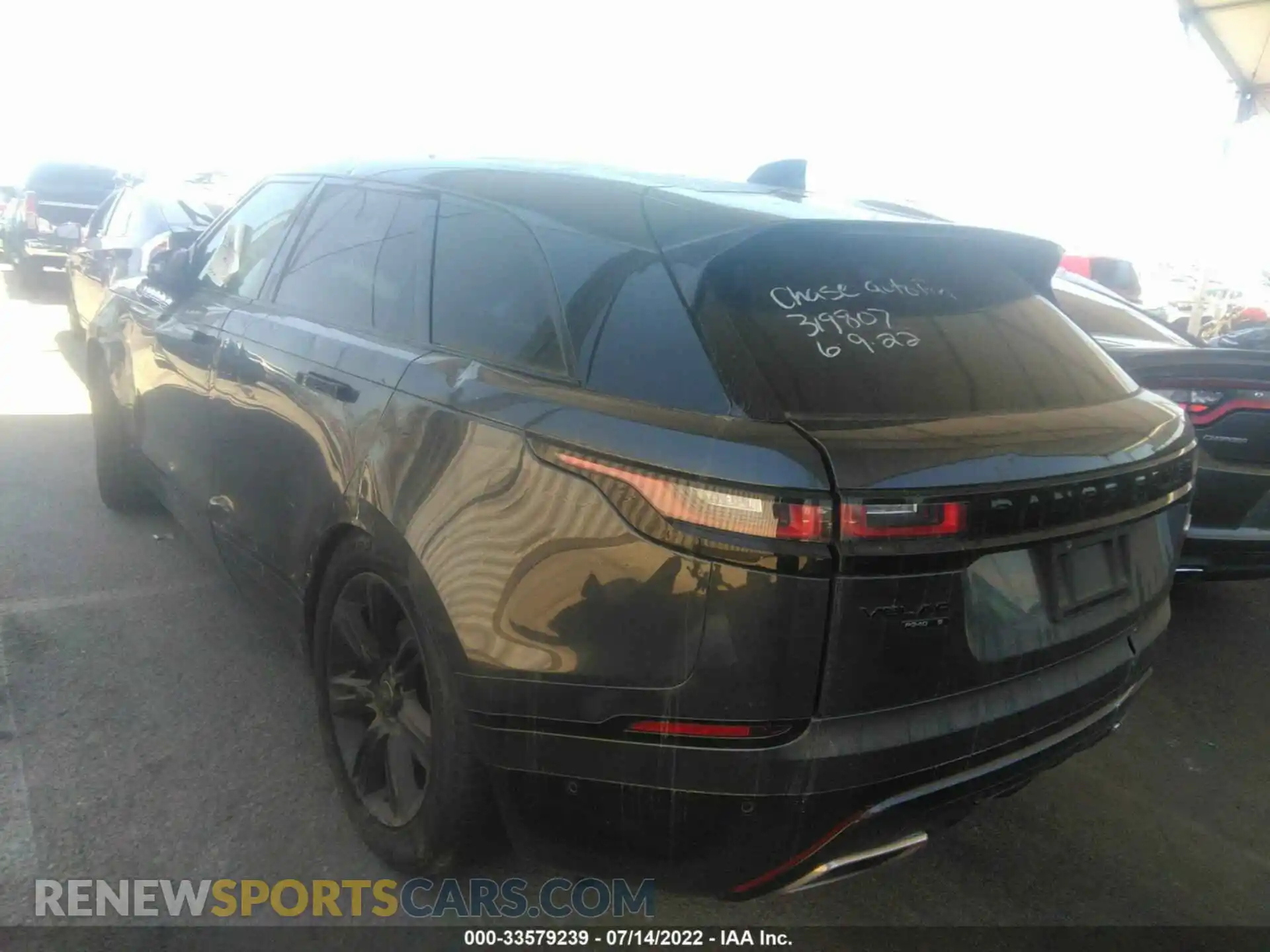 3 Photograph of a damaged car SALYT2EU3MA319807 LAND ROVER RANGE ROVER VELAR 2021