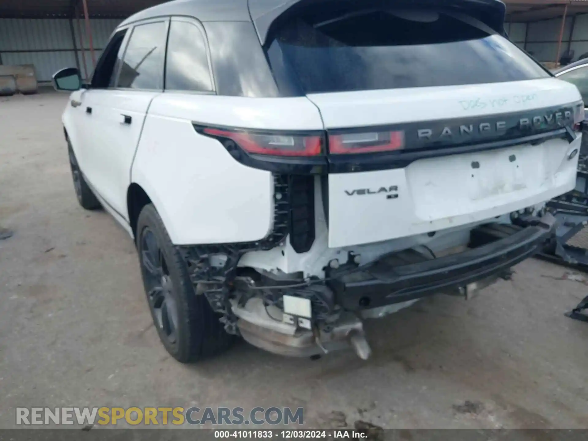 3 Photograph of a damaged car SALYT2EX6MA305913 LAND ROVER RANGE ROVER VELAR 2021