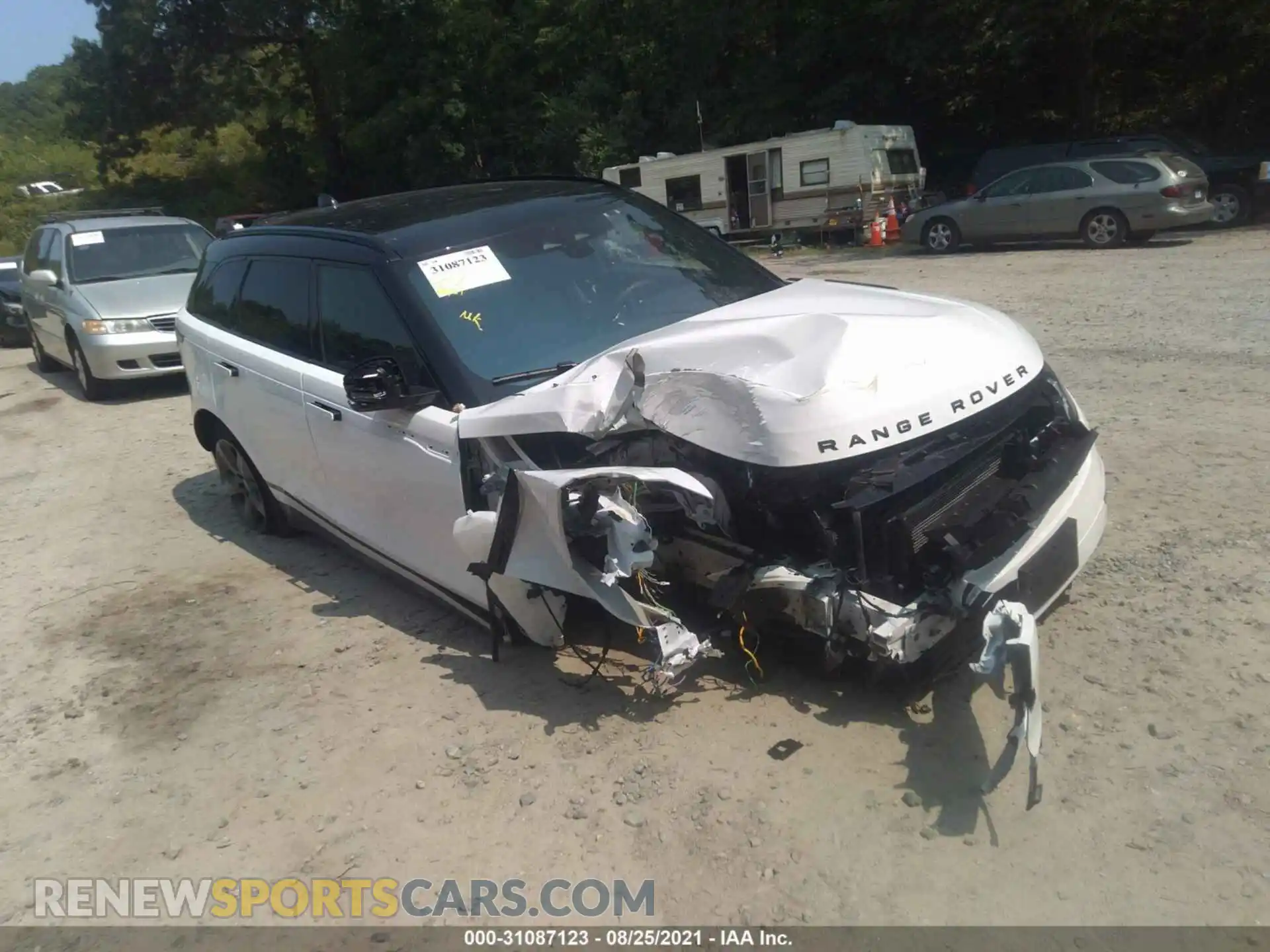 1 Photograph of a damaged car SALYT2EX7MA303667 LAND ROVER RANGE ROVER VELAR 2021