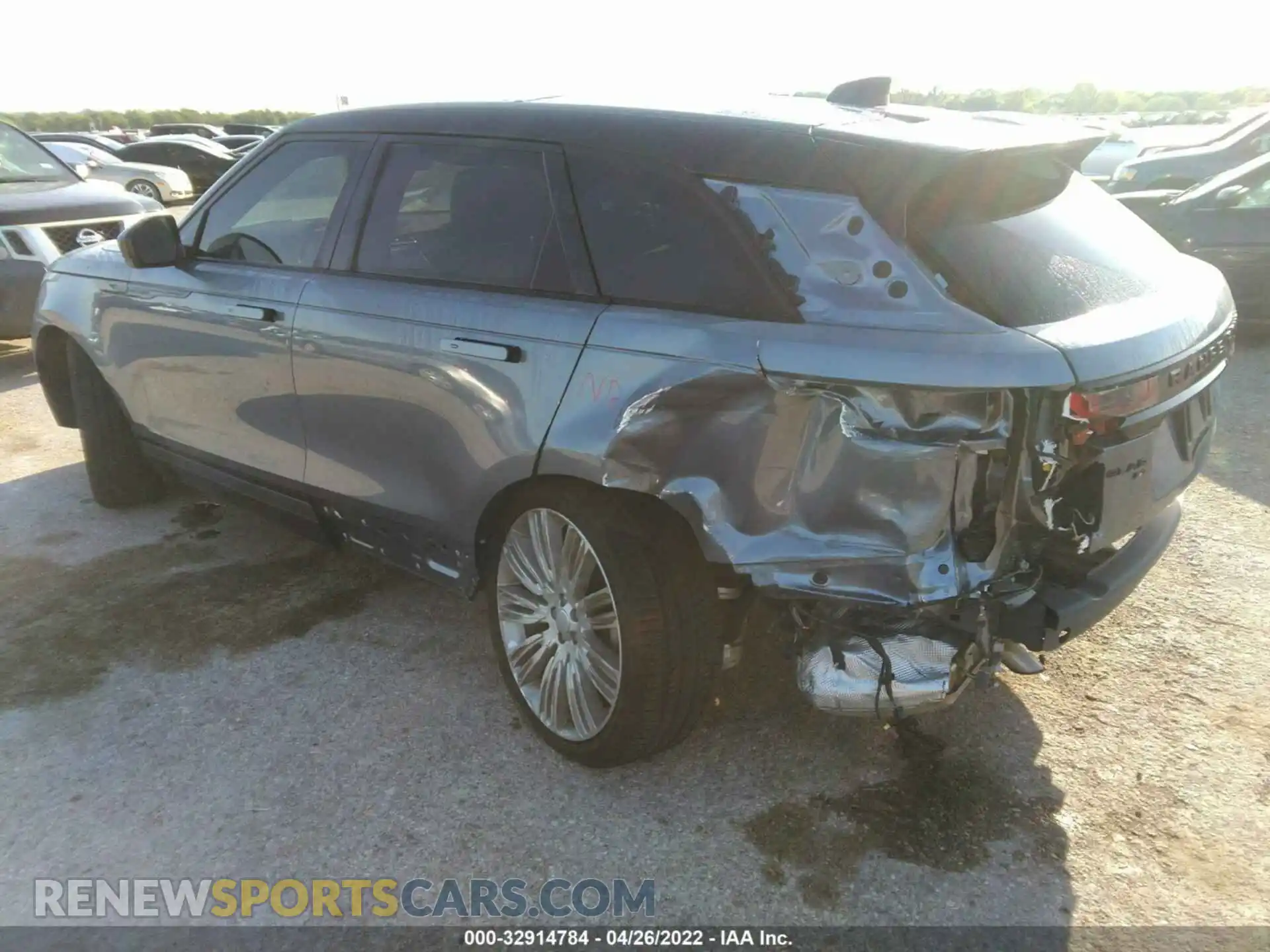 3 Photograph of a damaged car SALYT2EX7MA322929 LAND ROVER RANGE ROVER VELAR 2021